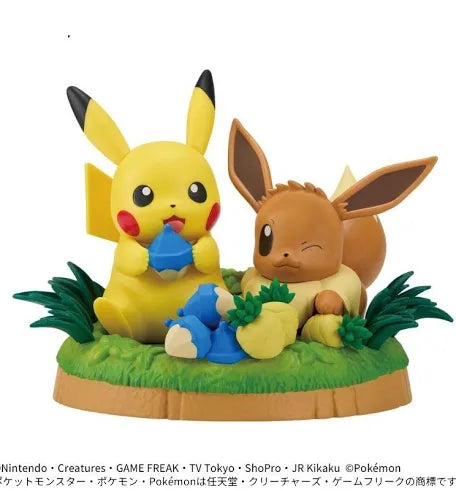 Bandai Banpresto Pokémon Pikachu and Eevee Mogumogu Time Statue
