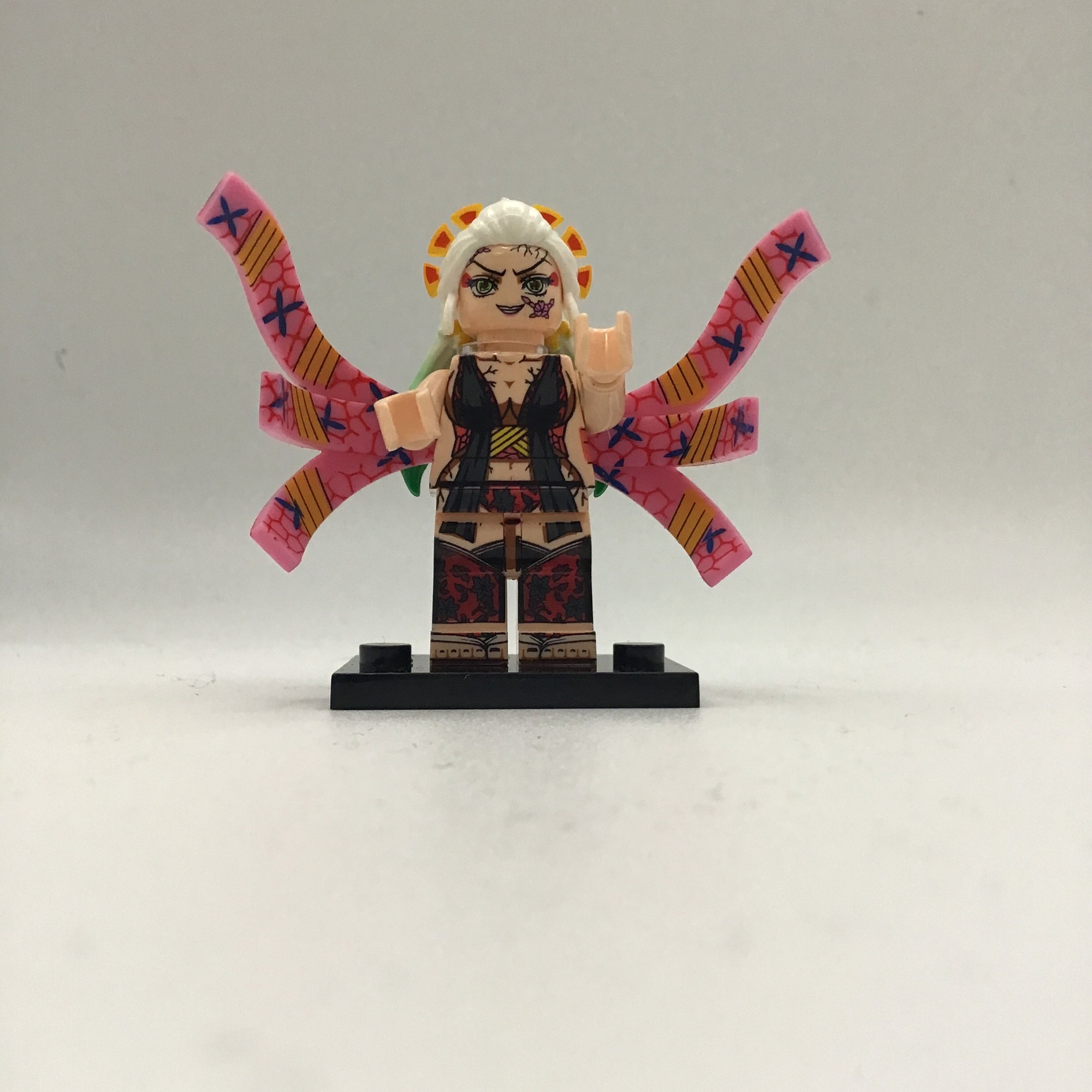Demon Slayer Daki #1 Mini Block Figure