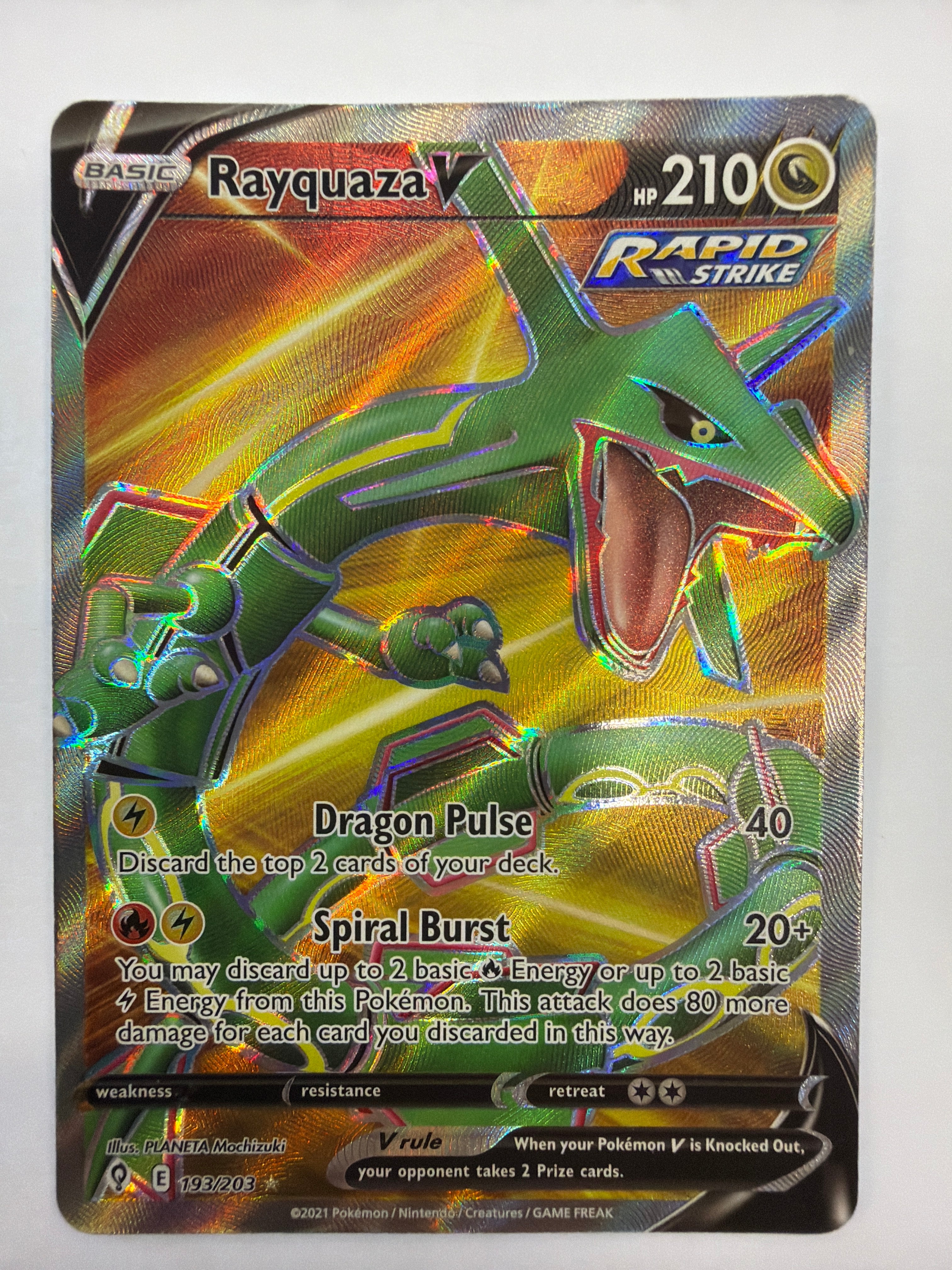 Pokémon TCG - Evolving Skies Rayquaza V 193/203 NM