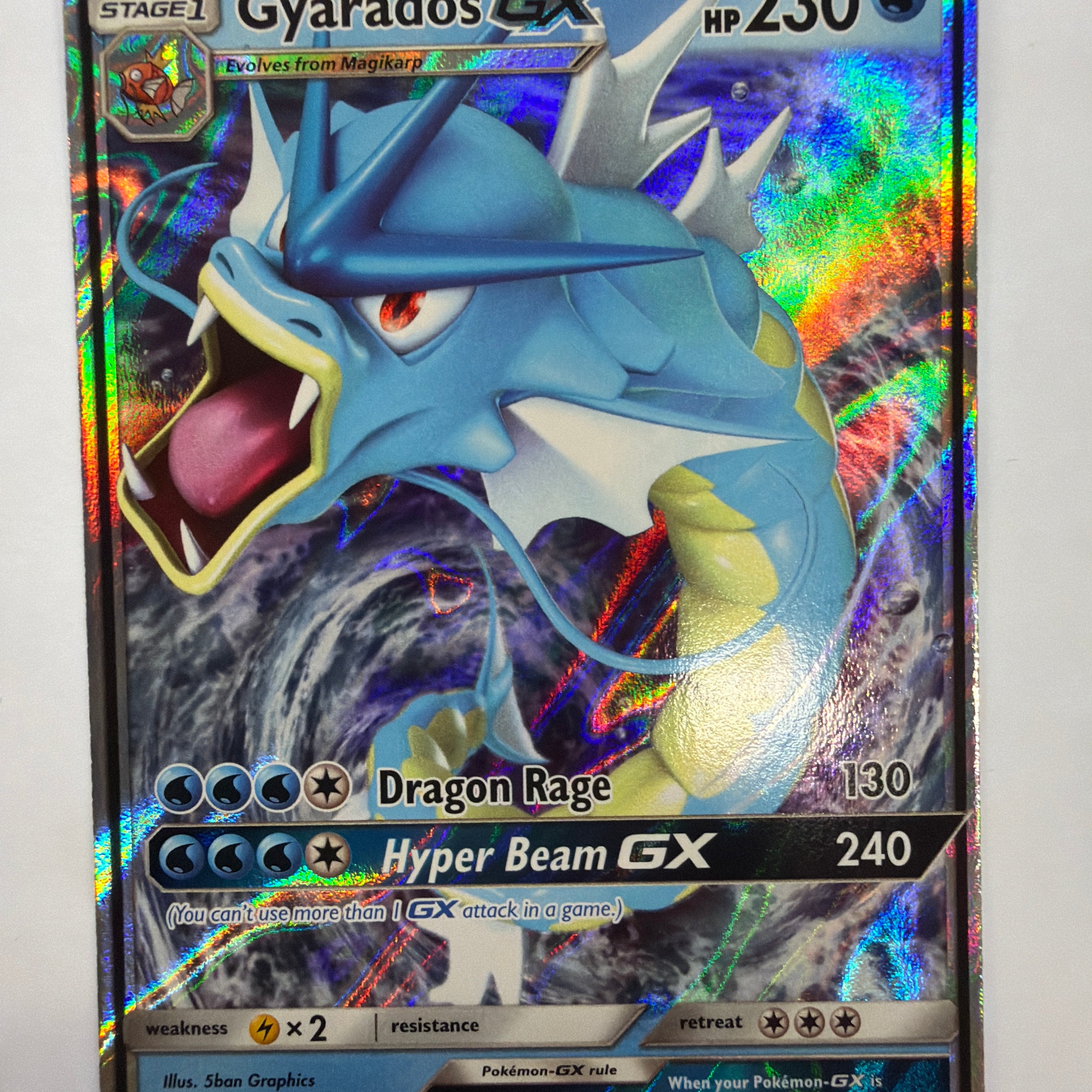 Pokémon TCG - Shining Fates Gyarados 16/68 NM