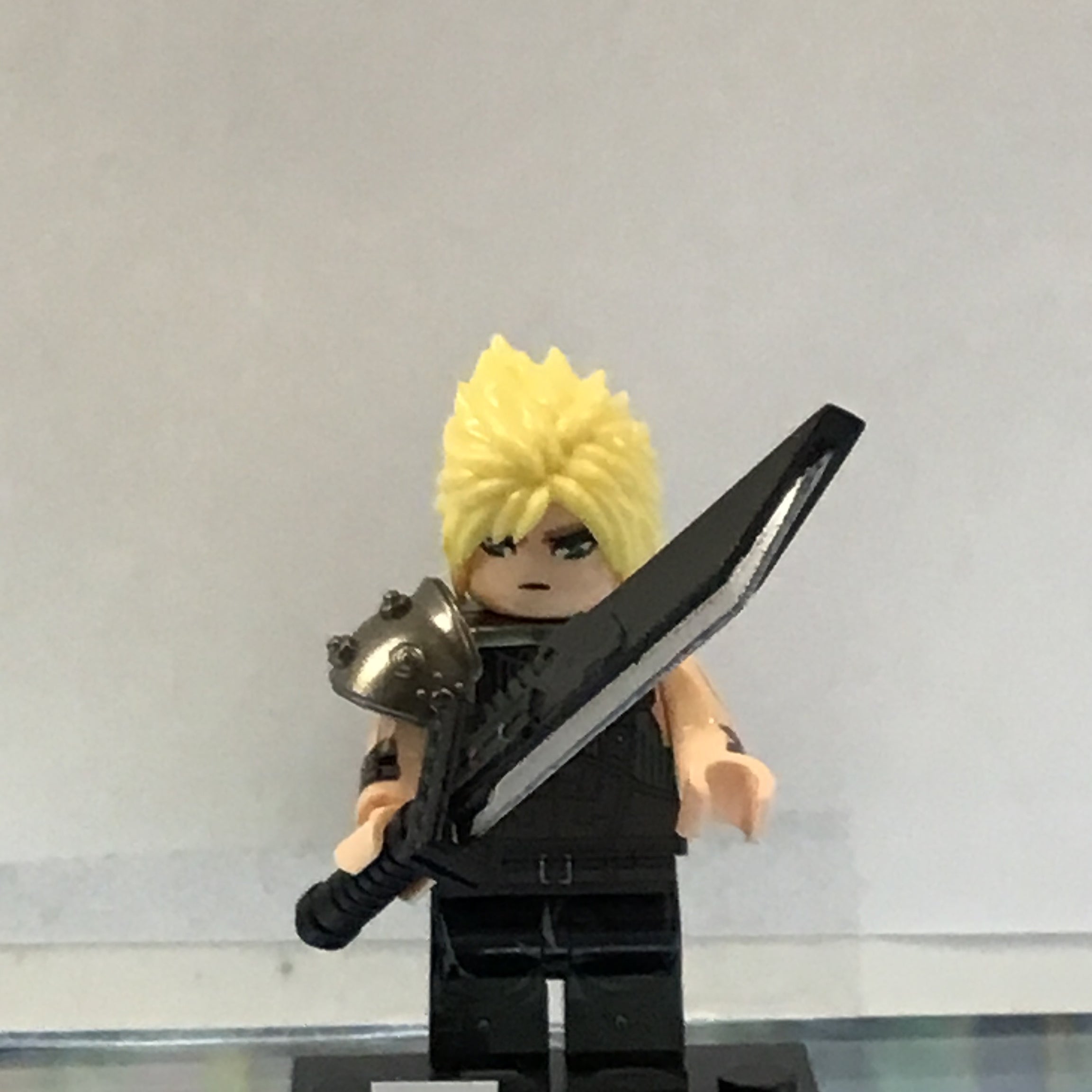 Final Fantasy Cloud #2 Mini Block Figure