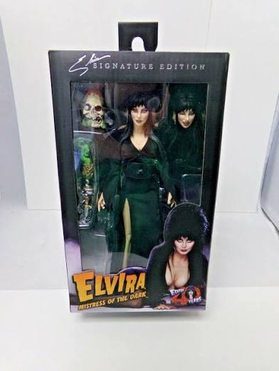 Neca Elvira Mistress Of The Dark 40 Years Signature Edition Action Figure