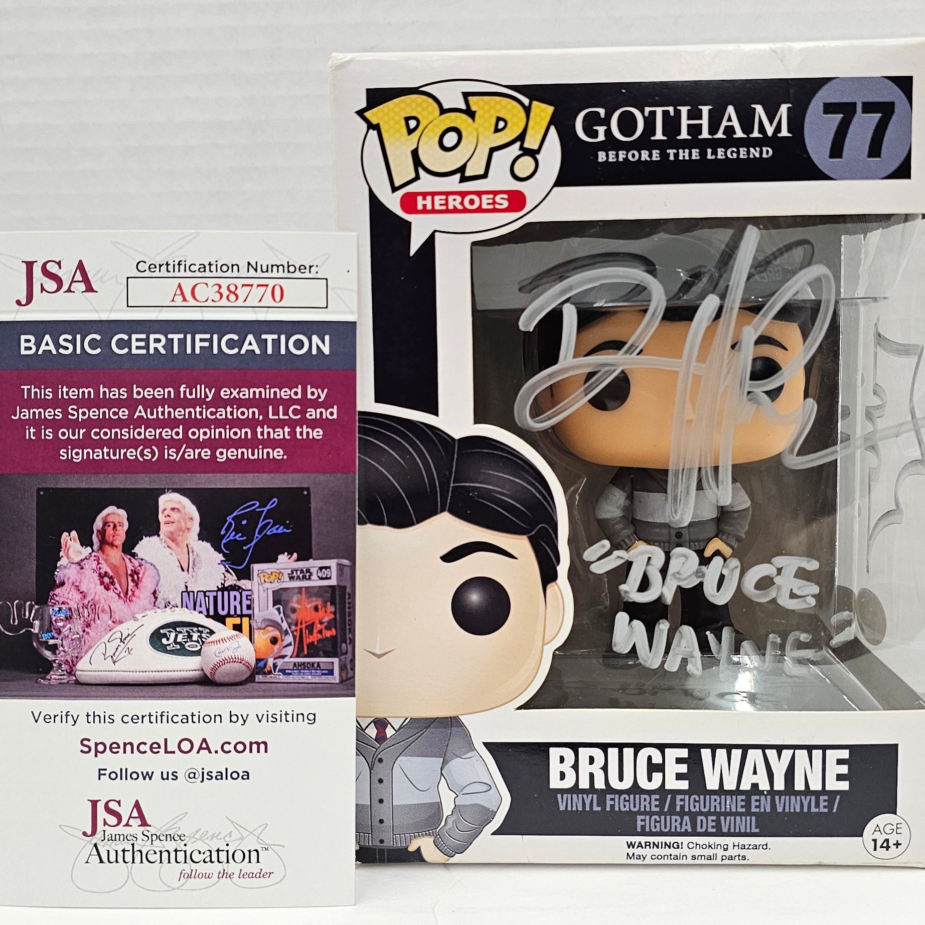 (SIGNED) Funko Pop! Heroes Gotham Bruce Wayne #77