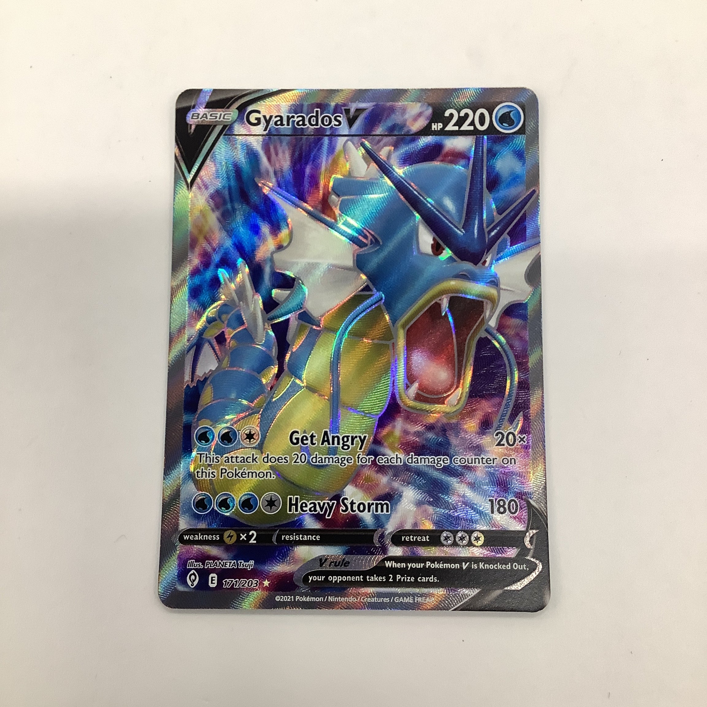 Pokémon TCG - Evolving Skies Gyarados V 171/203 NM