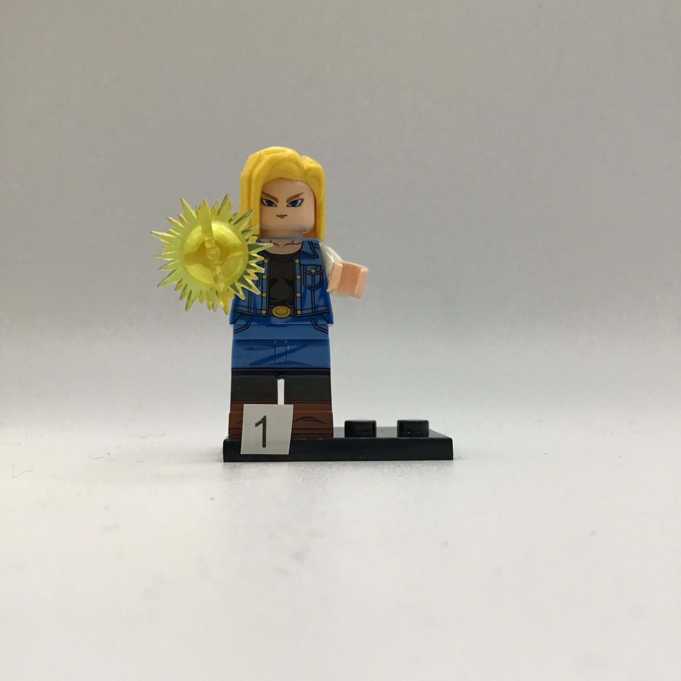 Dragon Ball Android 18 #1 Mini Block Figure