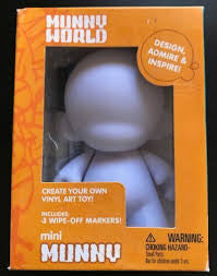 Kidrobot Munny World Mini Munny Create Your Own Art
