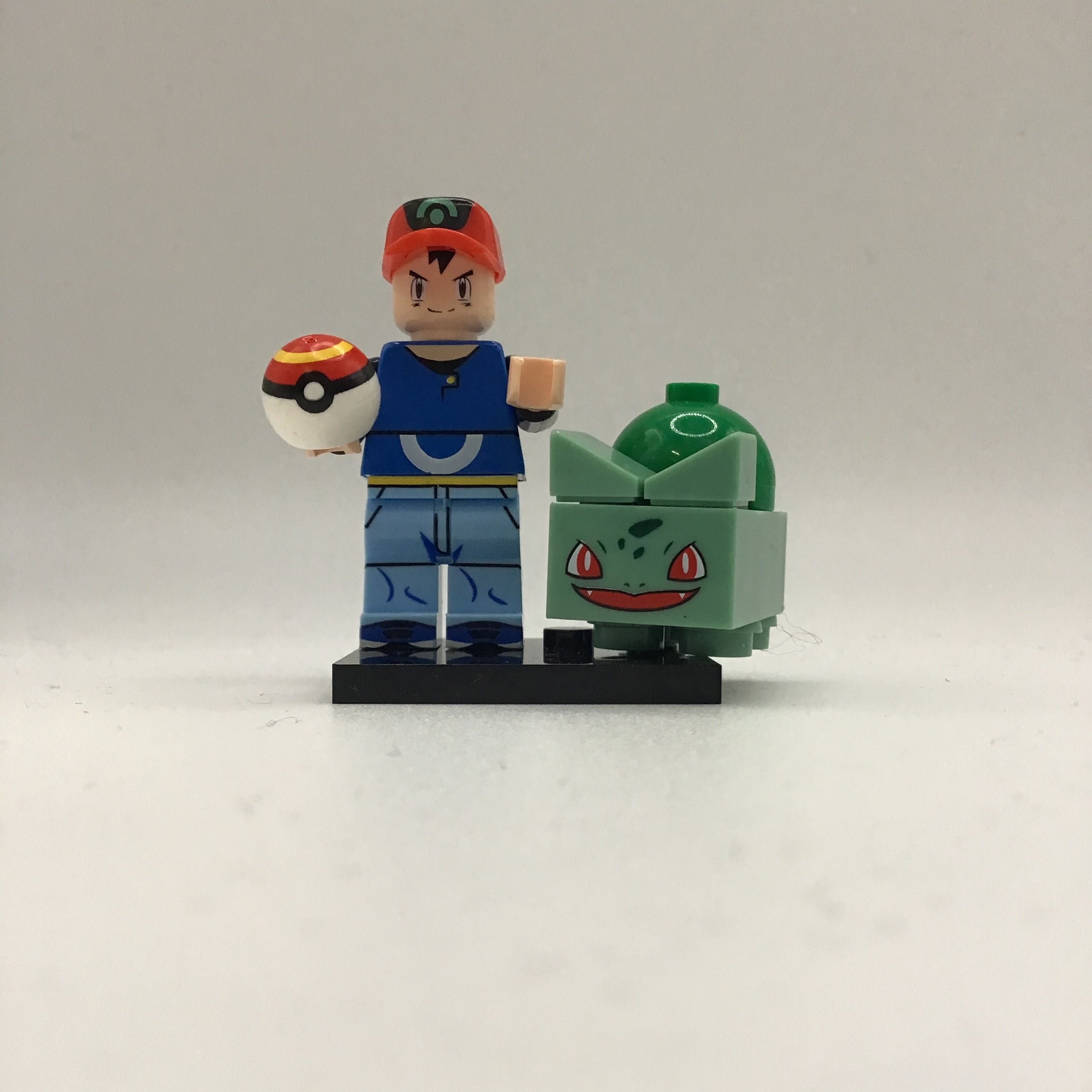 Pokémon Ash and Bulbasaur #1 Mini Block Figure