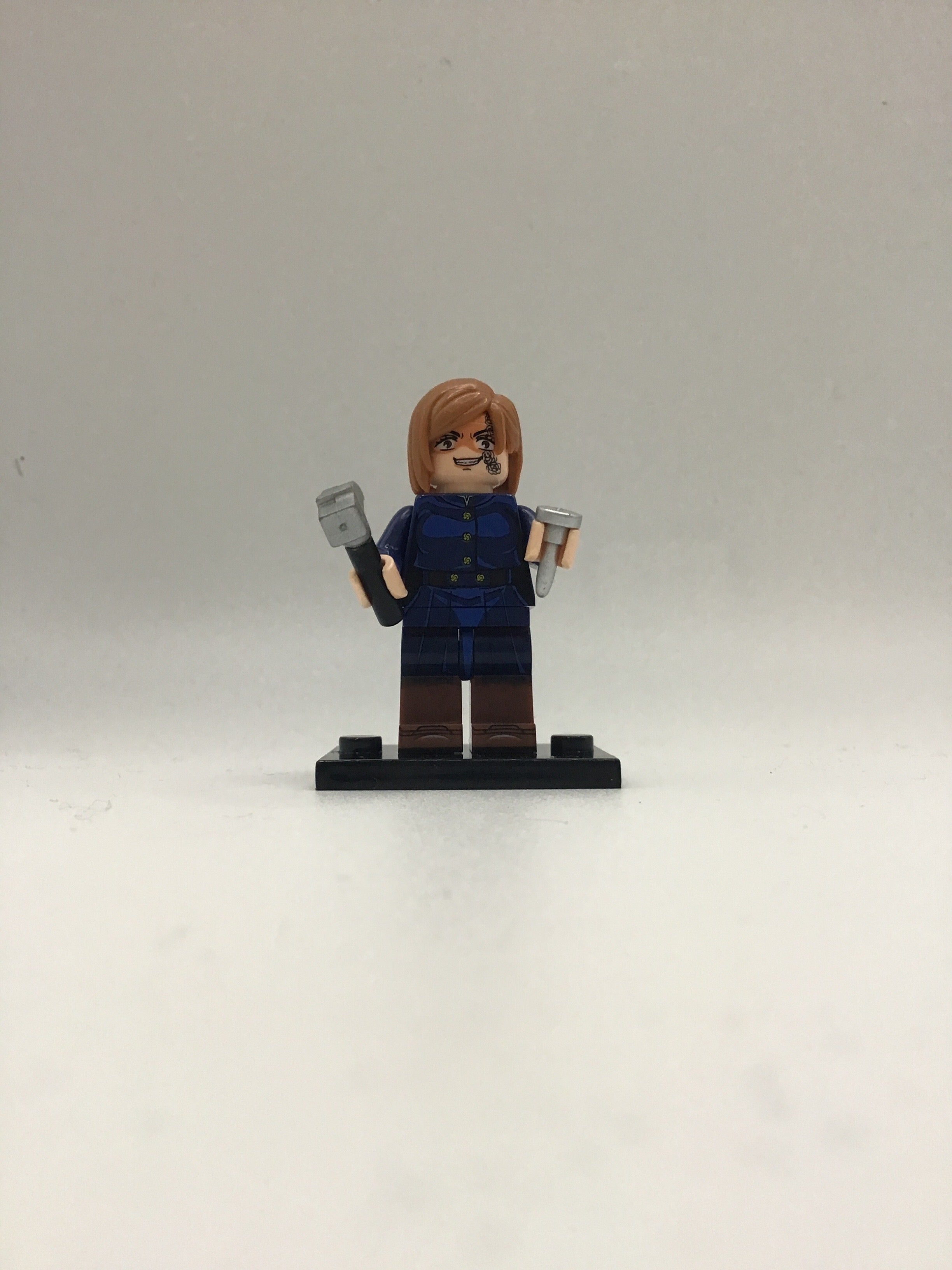 Jujutsu Kaisen Nobara #1 Mini Block Figure
