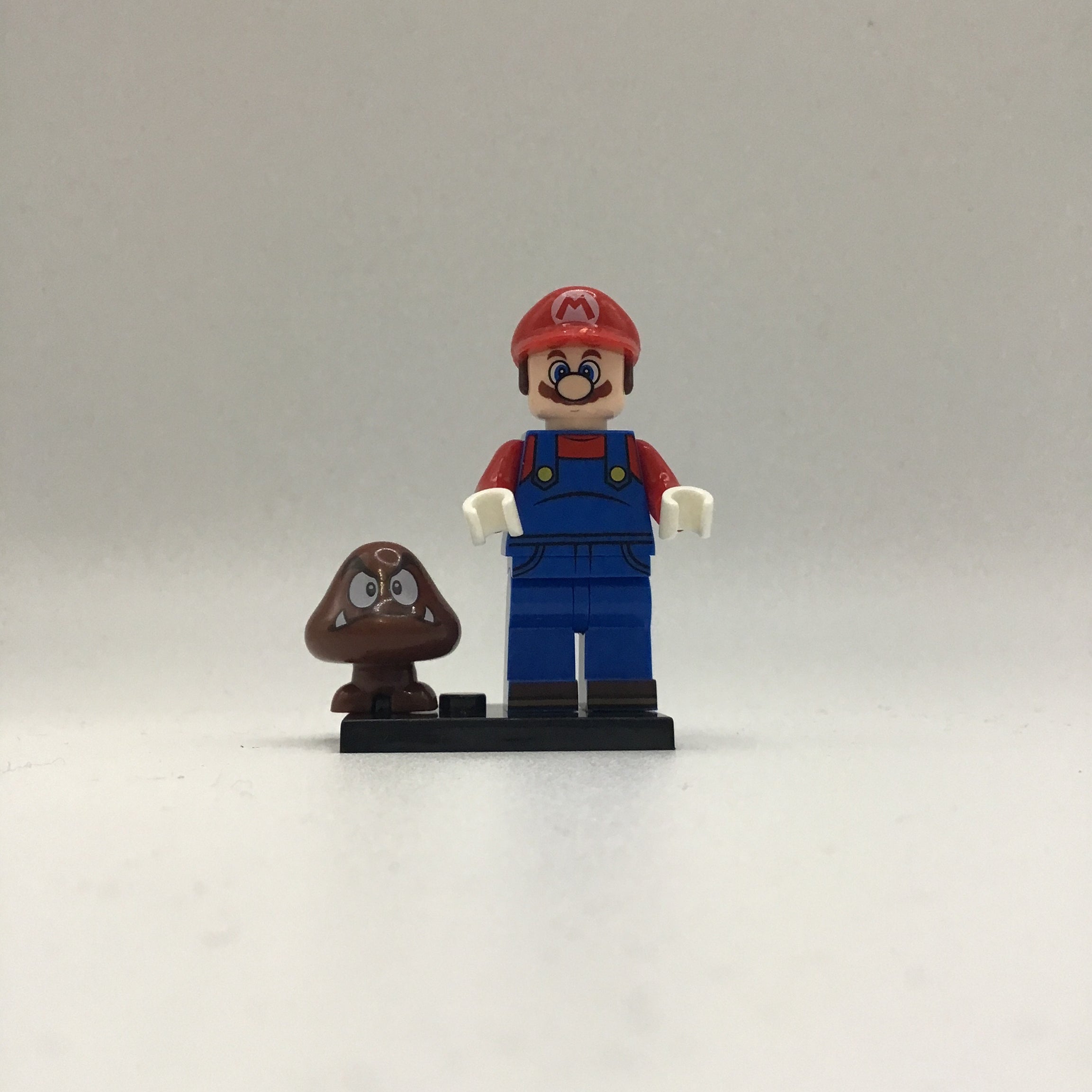 Super Mario Mario #1 Mini Block Figure