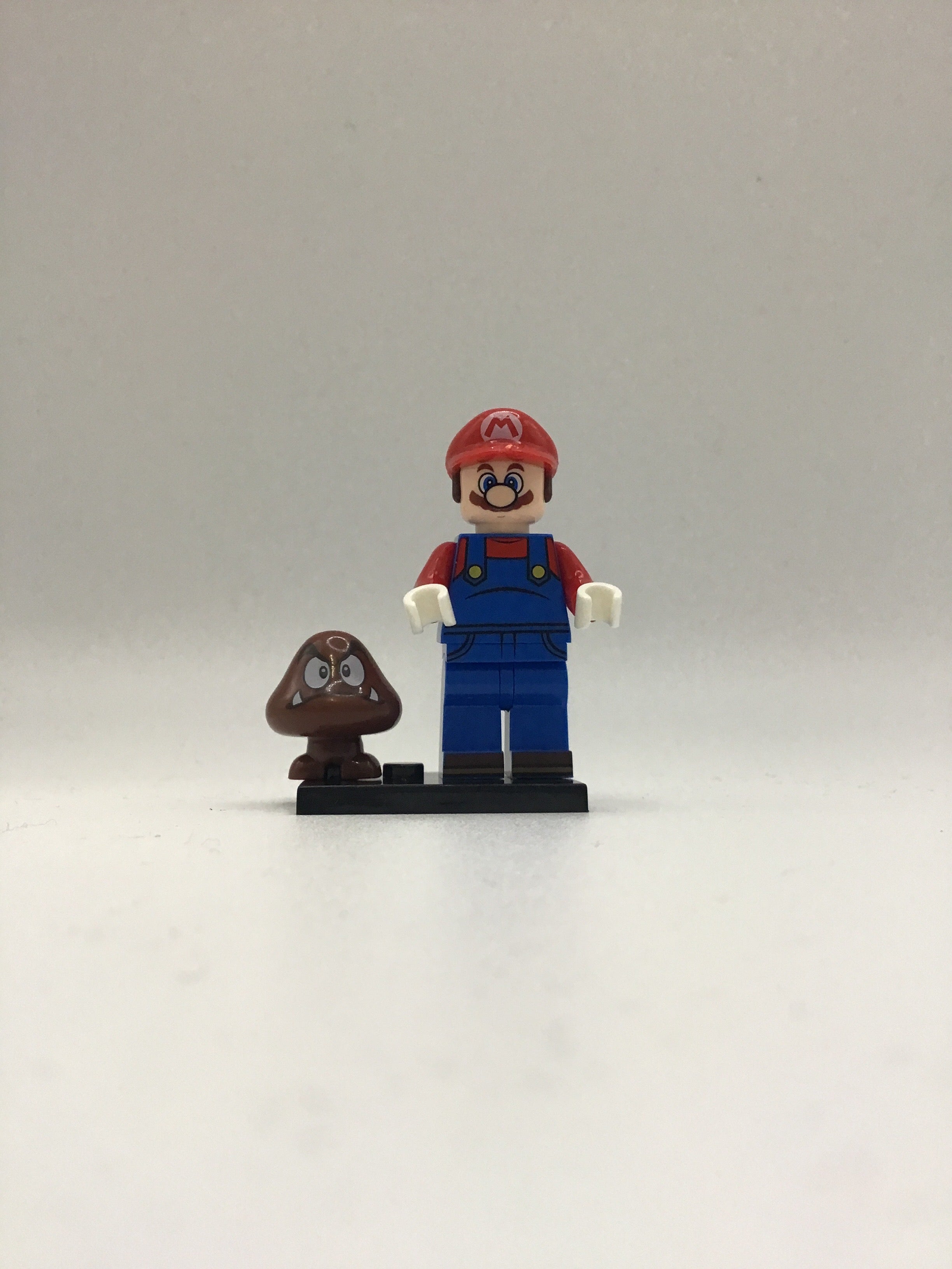 Super Mario Mario #1 Mini Block Figure