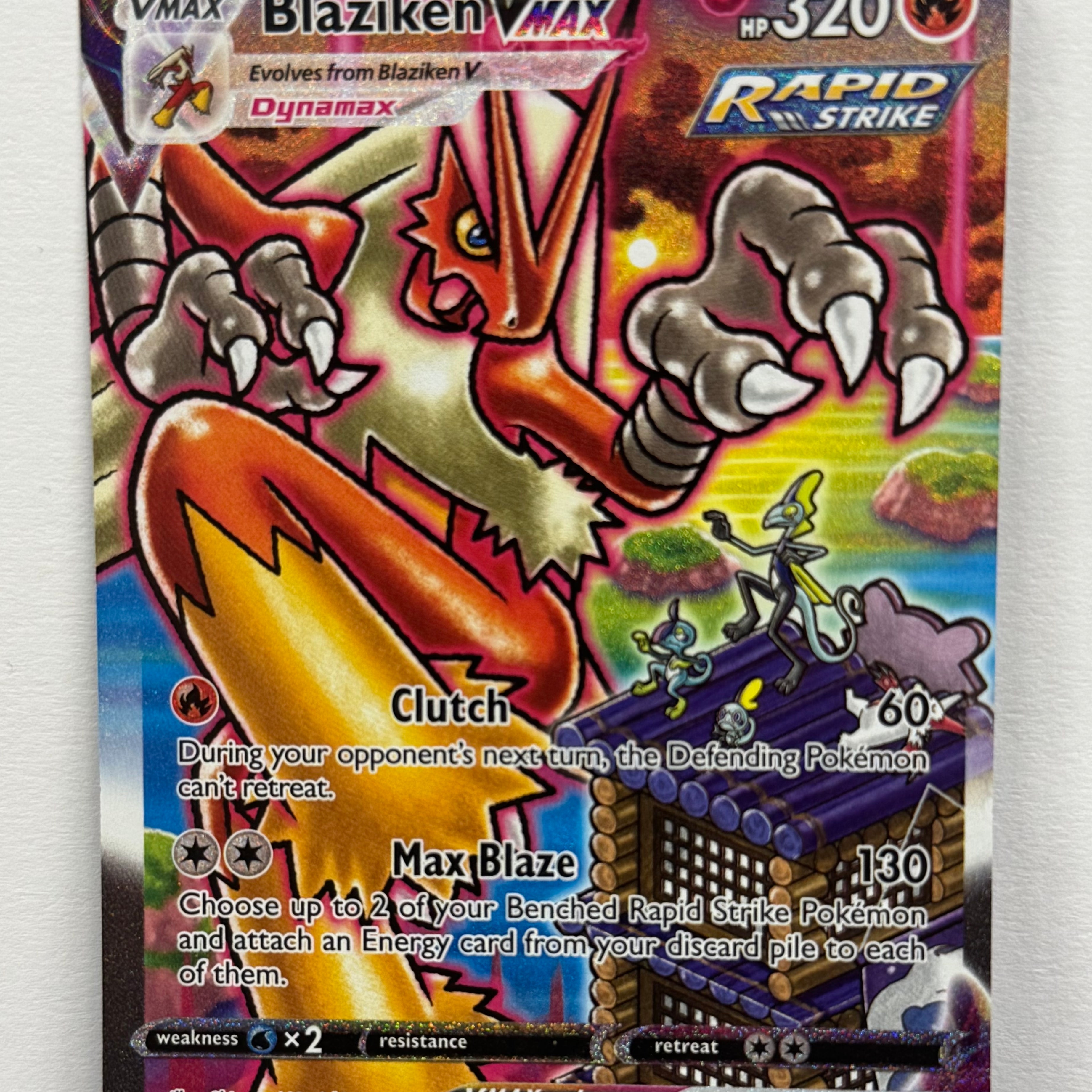Pokémon TCG - Chilling Reign Blaziken VMAX 201/198 NM