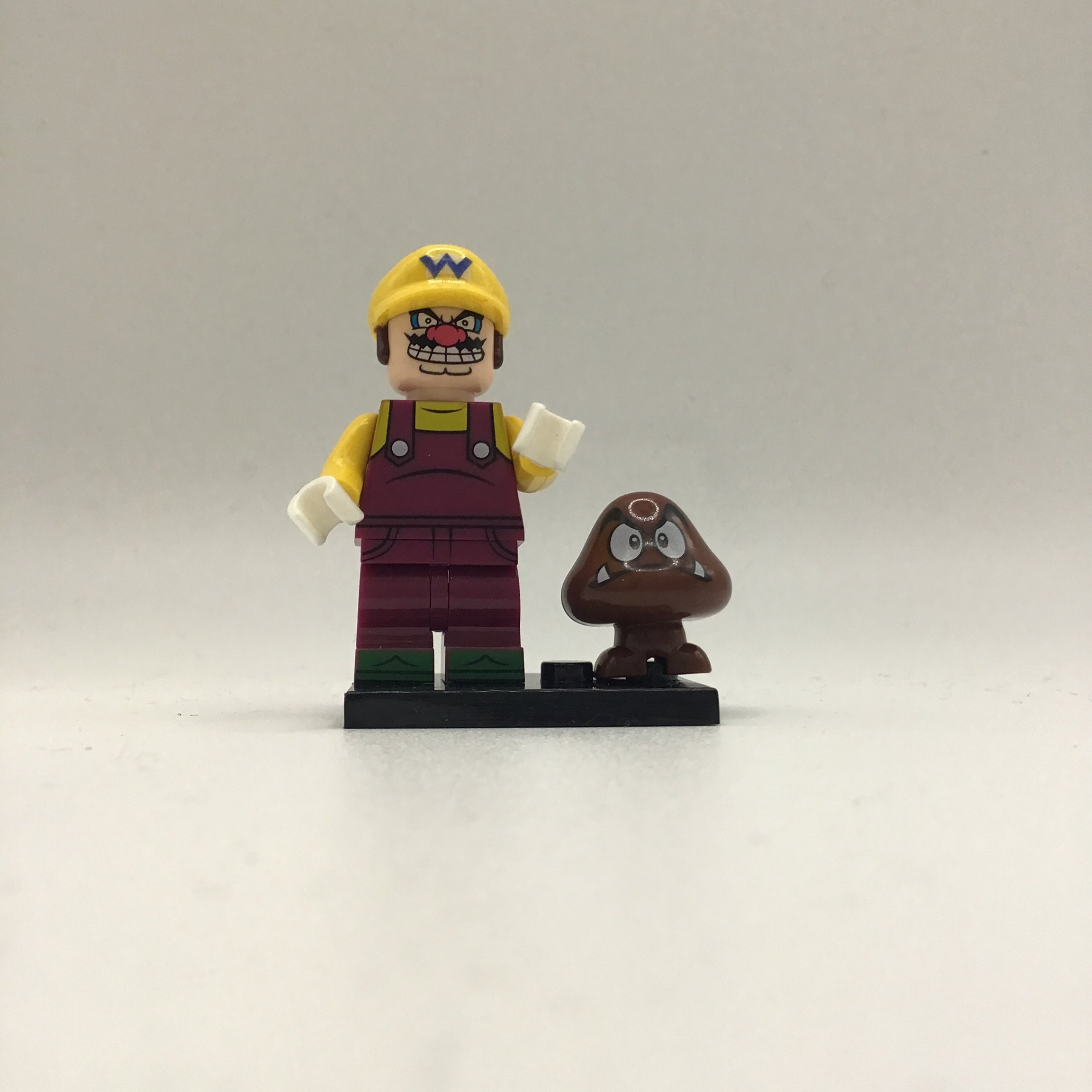 Super Mario Wario #1 Mini Block Figure
