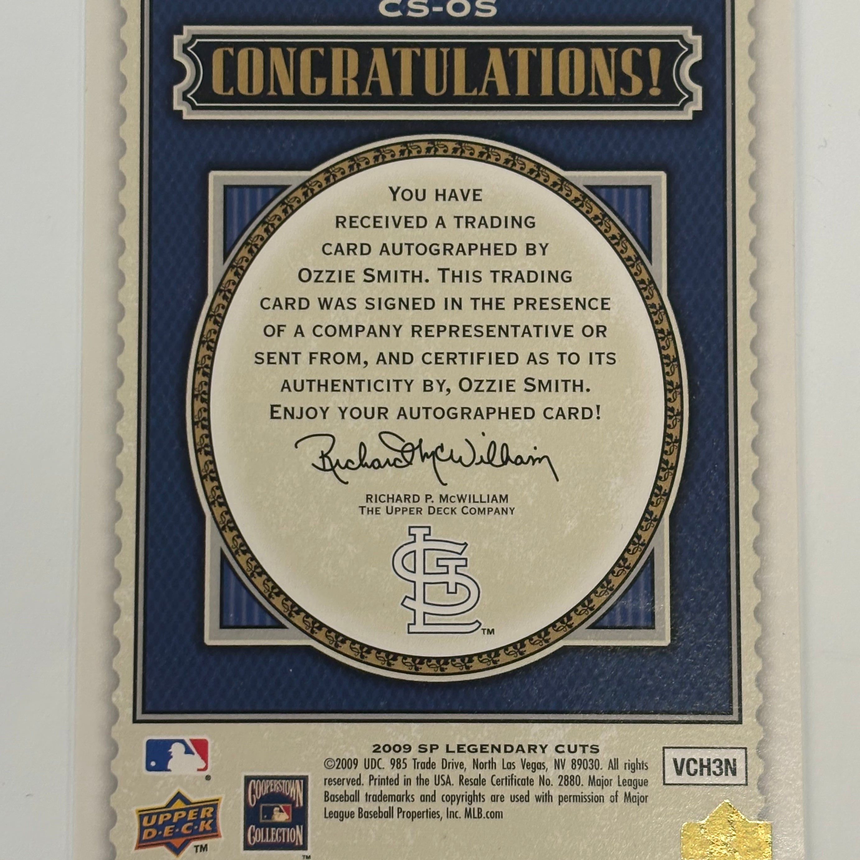 2009 Upper Deck SP Legendary Cuts Ozzie Smith Autograph Card #CS-OS Numbered 19/25