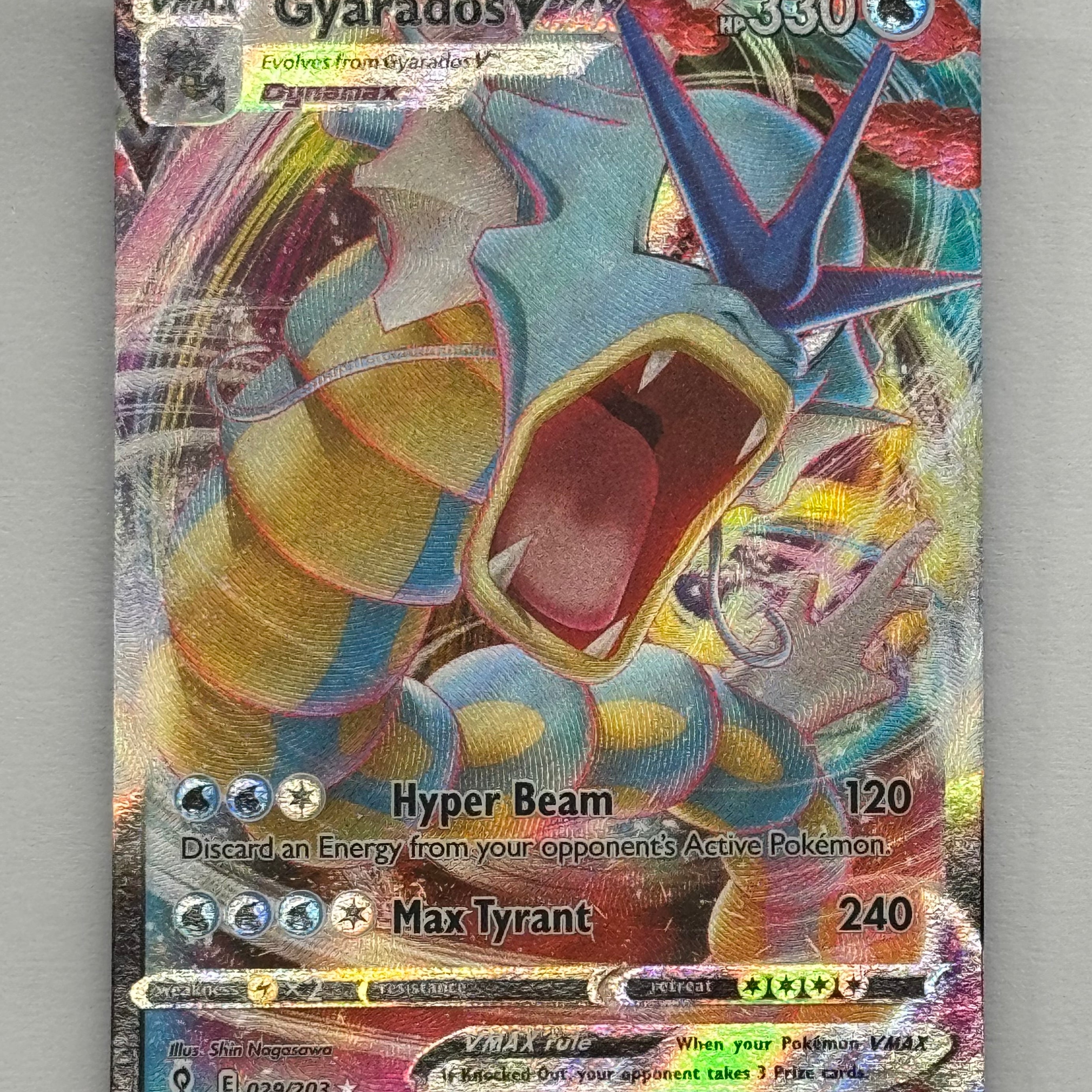 Pokémon TCG - Evolving Skies Gyarados VMAX 029/203 NM