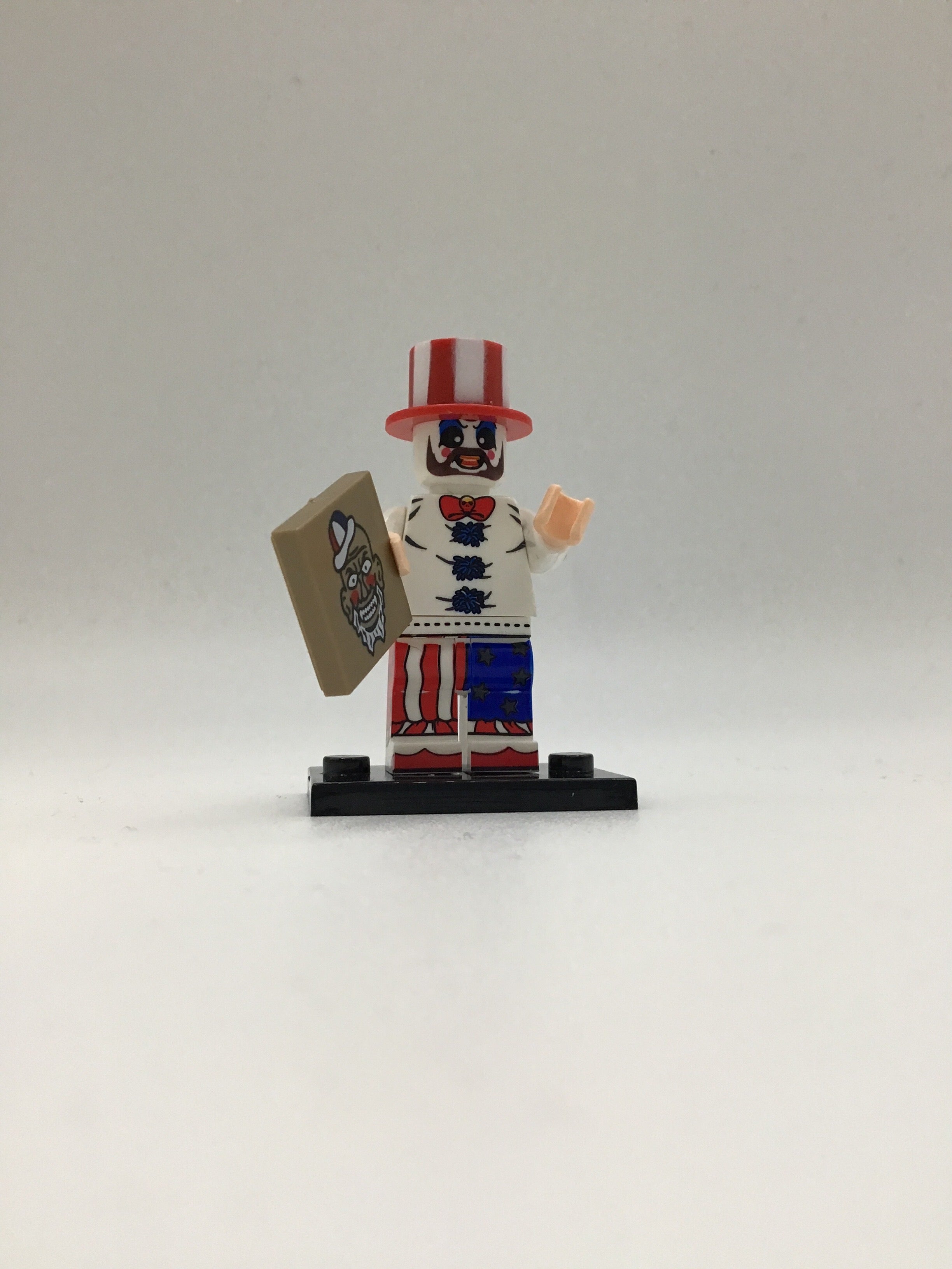 House of a Thousand Corpses Captain Spaulding #1 Mini Block Figure