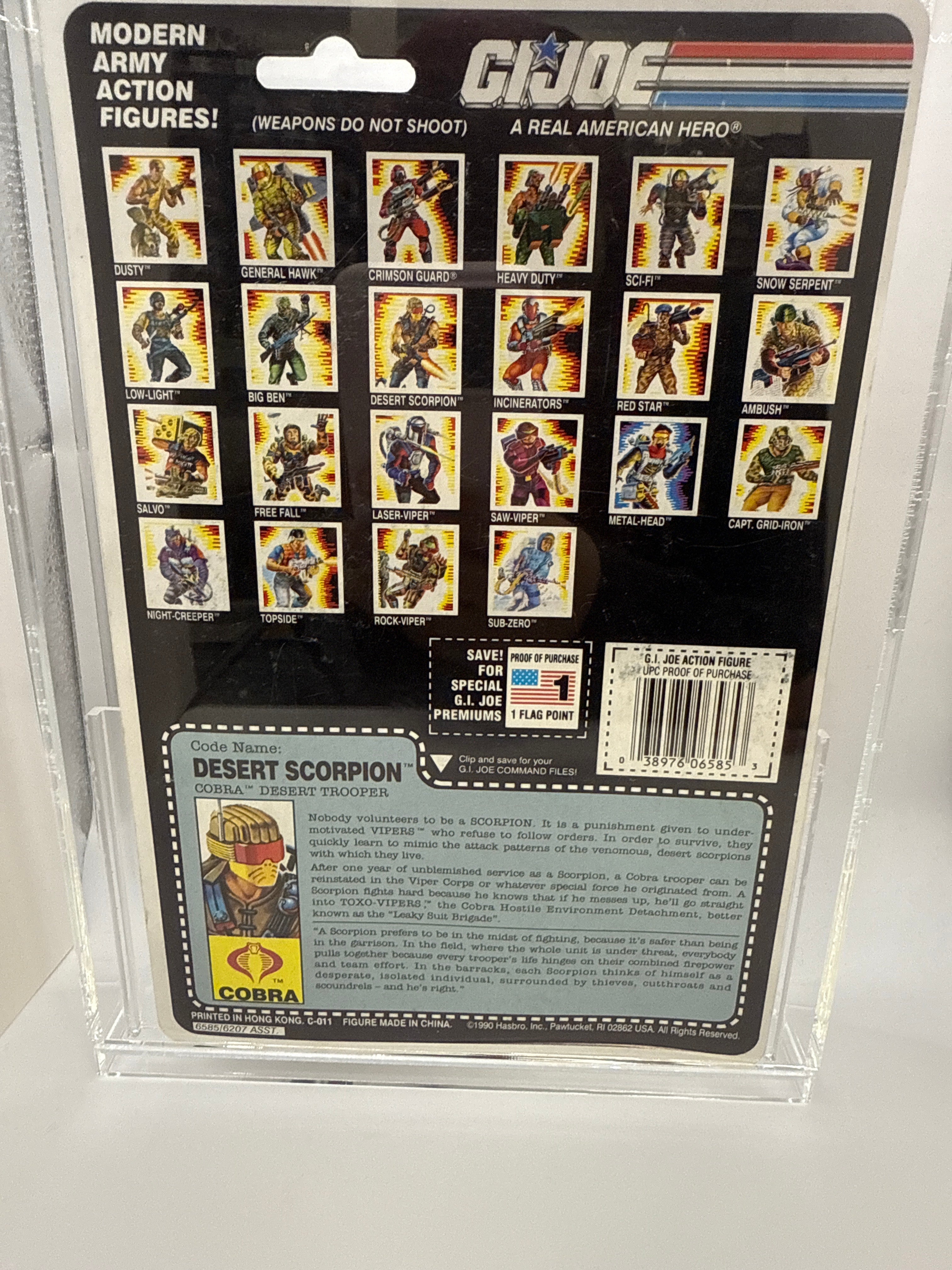 Hasbro G.I. Joe Vintage 1990 Code Name: Desert Scorpion 22 Back Punched Card Action Figure