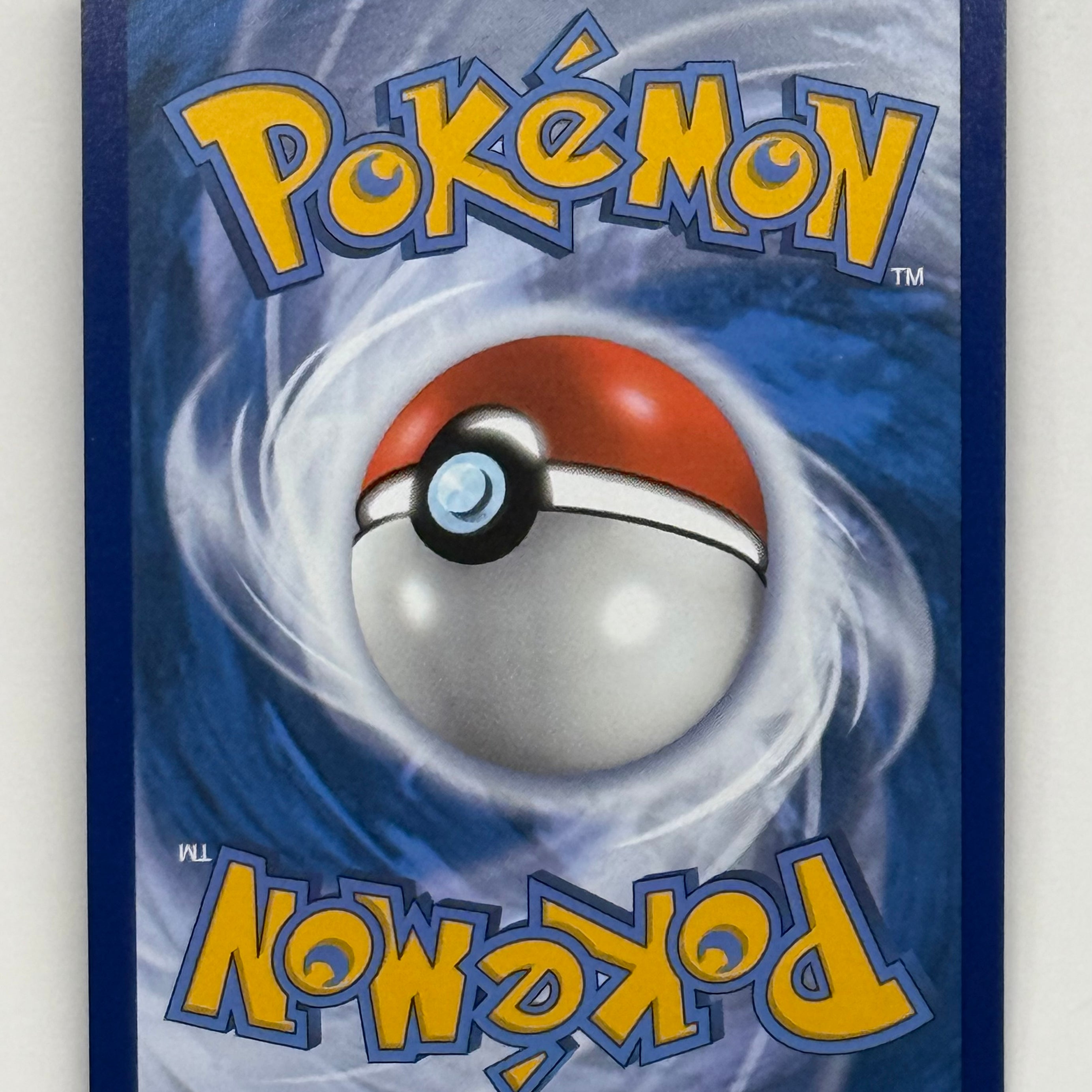 Pokémon TCG - Lost Origins Pikachu V TG16/TG30 NM