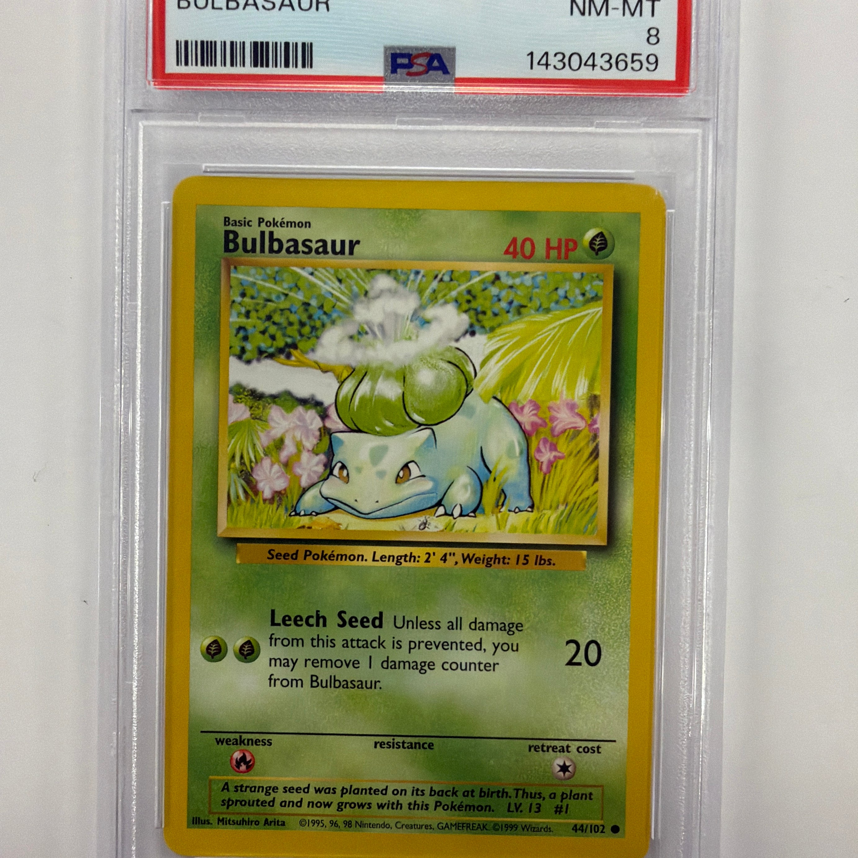 Pokémon TCG - PSA NM-MT 8 Base Set Bulbasaur 44/102