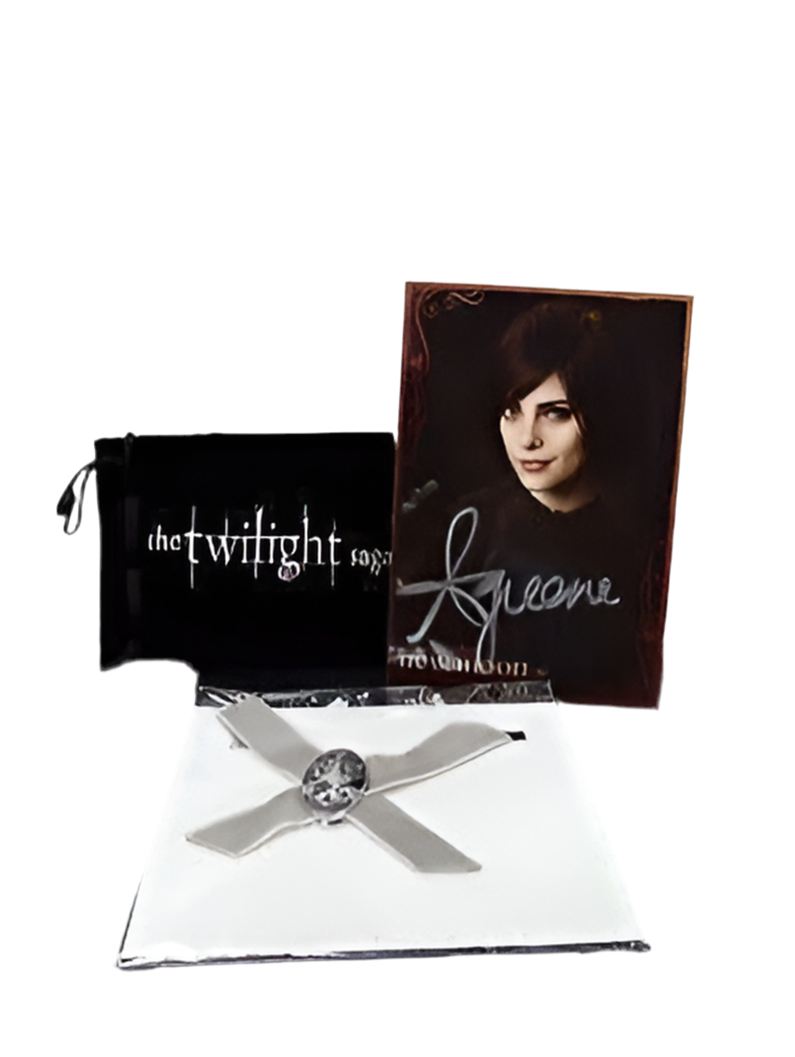 Neca Twilight Alice Choker with Signed Alice Picture