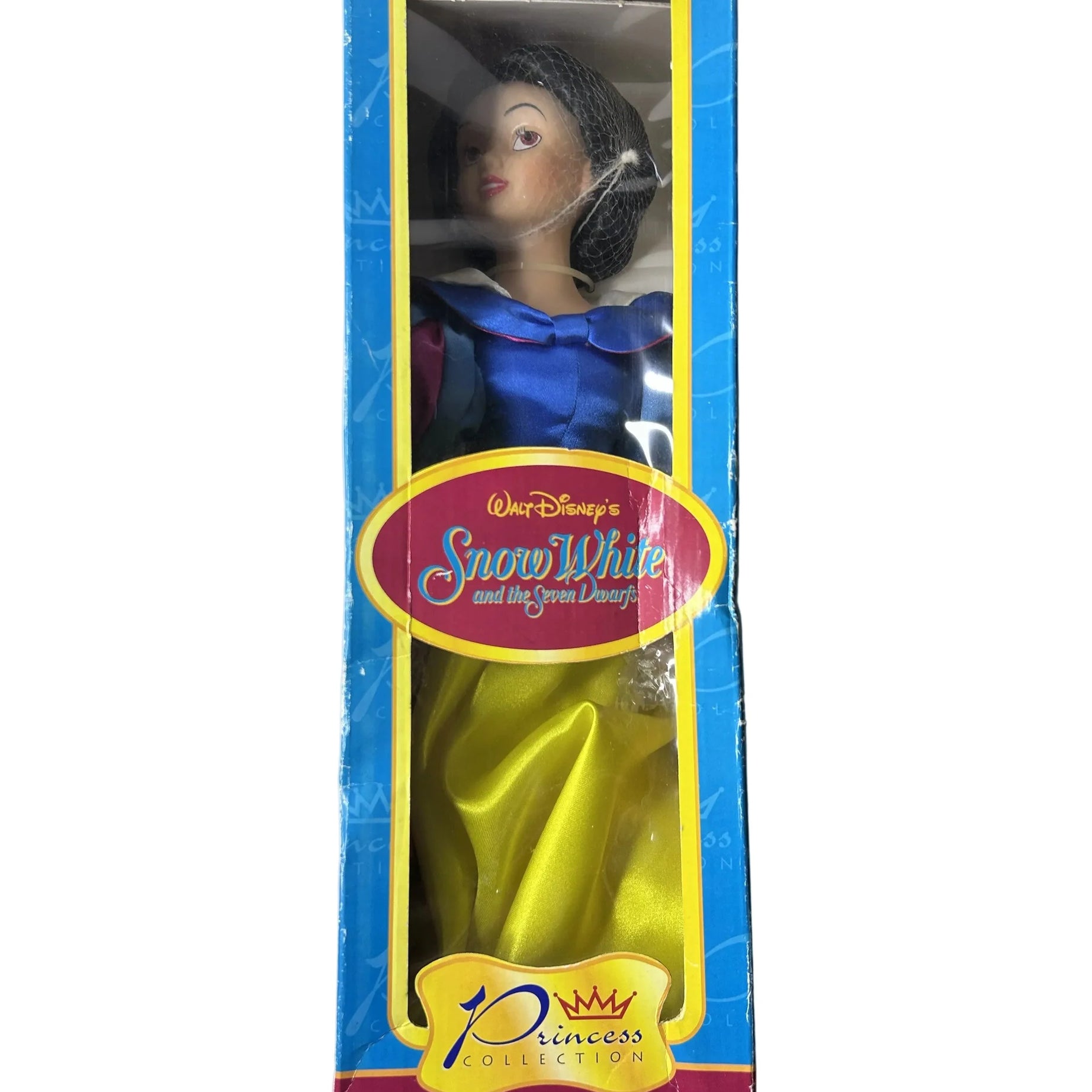 Disney Classics Walt Disneys Snow White and the Seven Dwarfs Snow White Doll