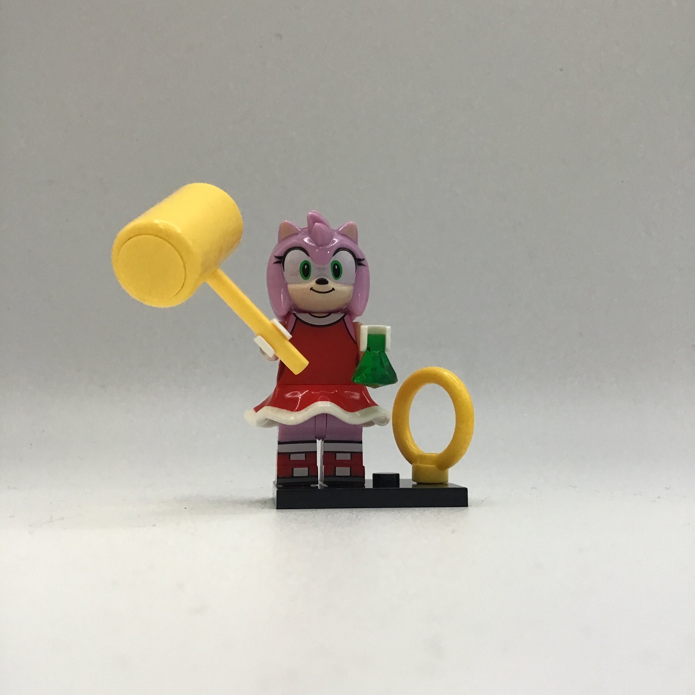 Sonic the Hedgehog Amy Rose #1 Mini Block Figure