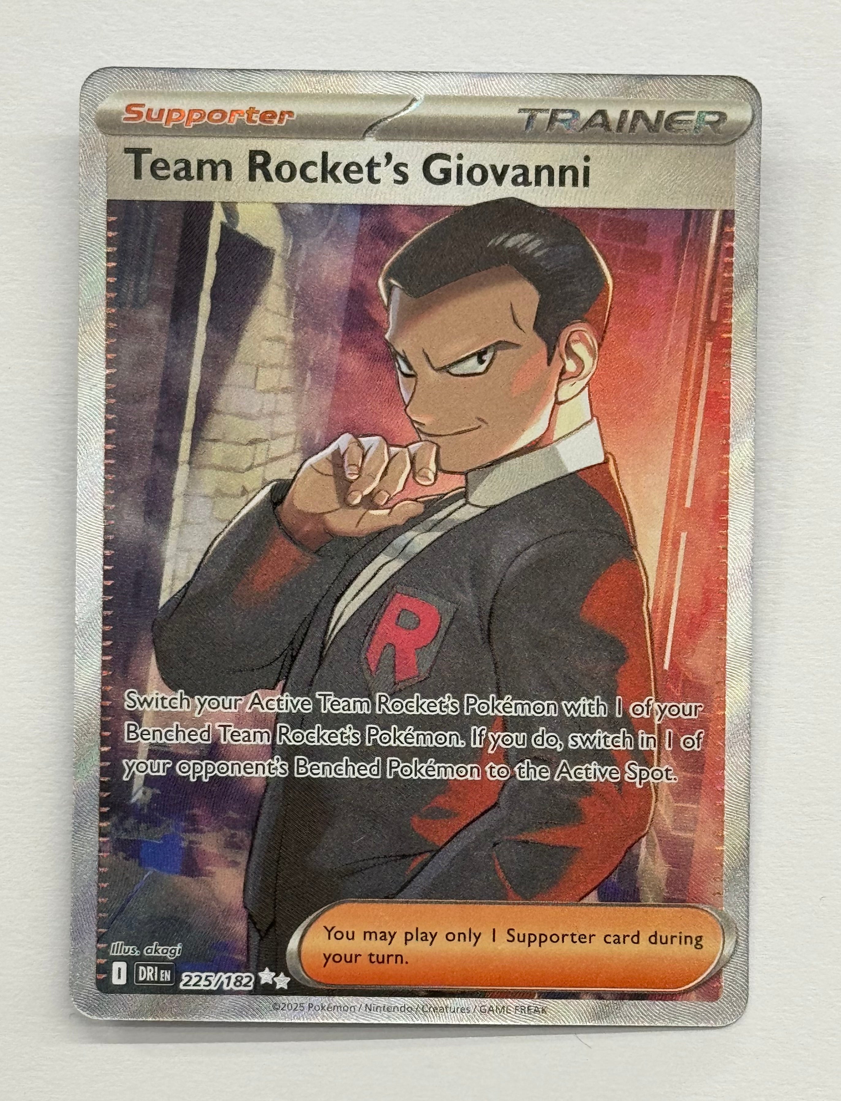 Pokémon TCG - Destined Rivals Team Rocket's Giovanni 225/182 NM
