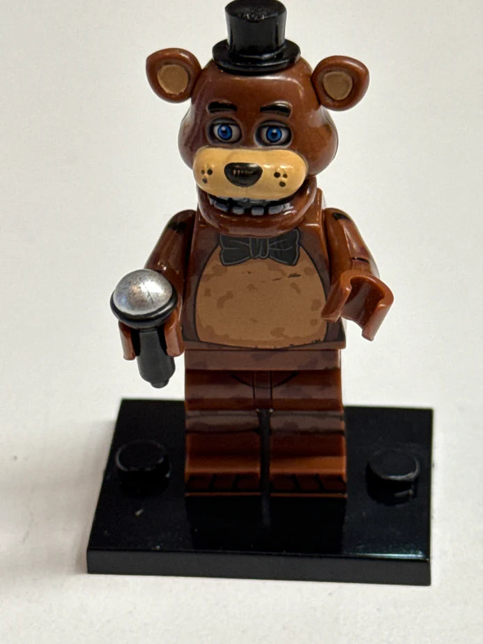Five Nights of Freddy’s Freddy Fazbear #1 Mini Block Figure