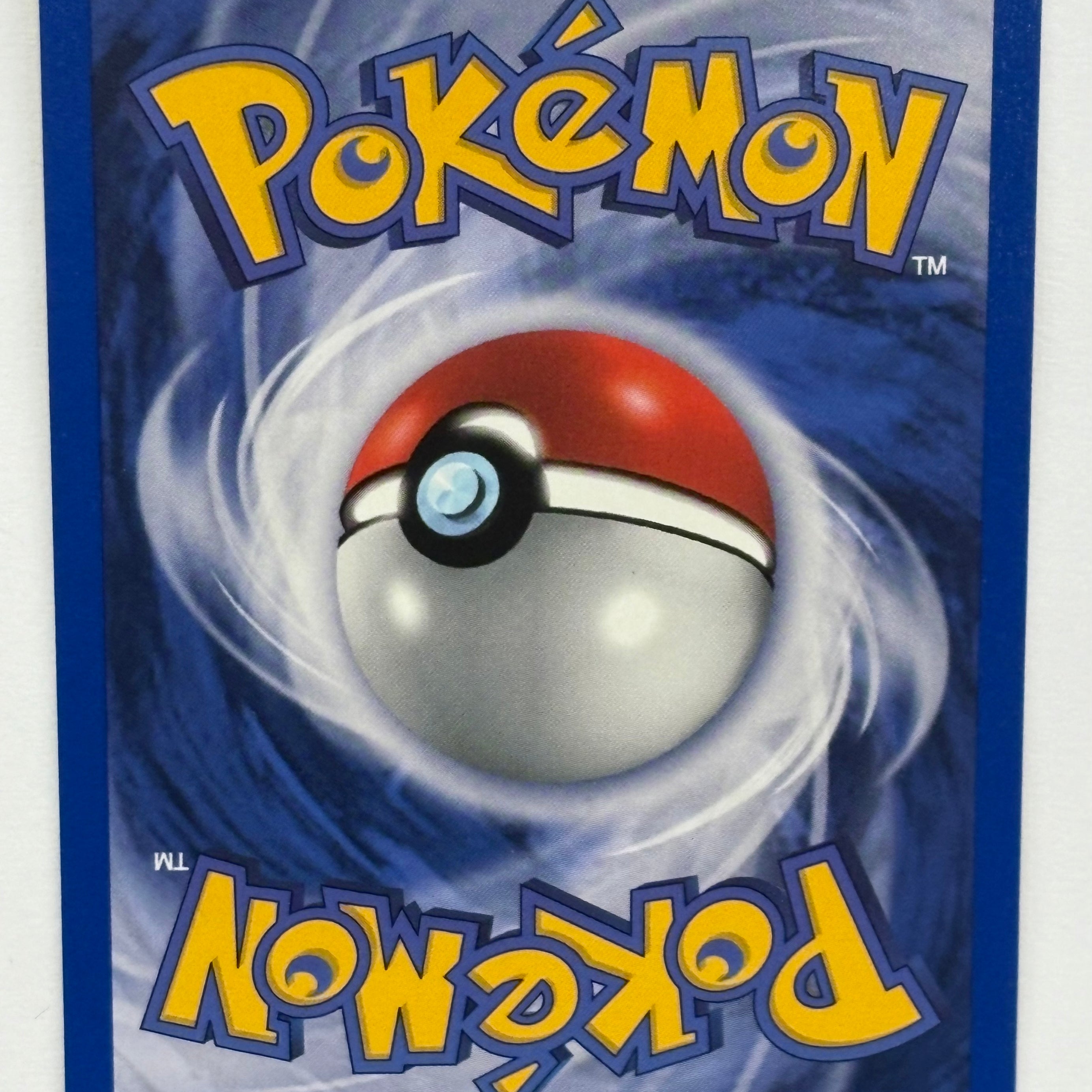 Pokémon TCG - Gym Heroes Unlimited Lt. Surge 15/132 NM