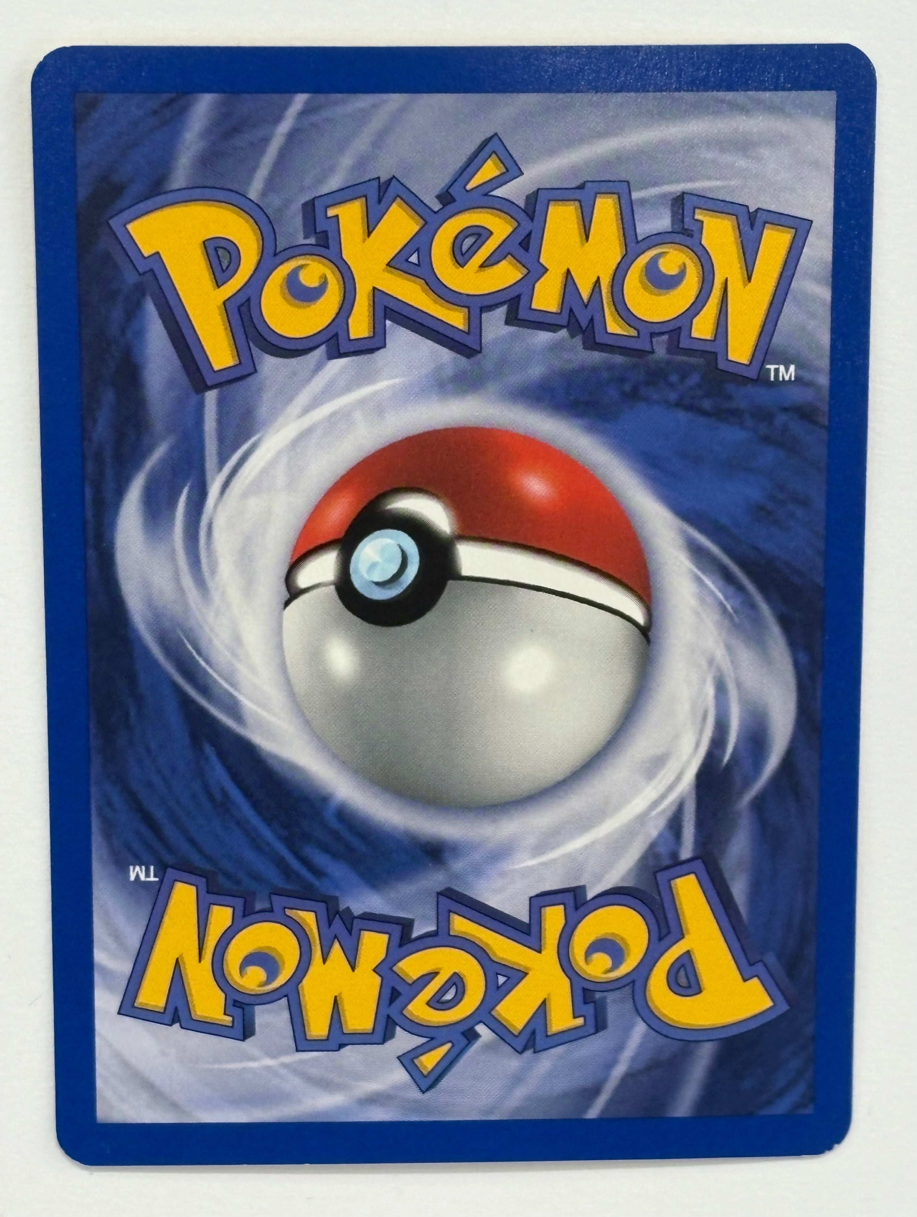 Pokémon TCG - Gym Heroes Unlimited Lt. Surge 15/132 NM