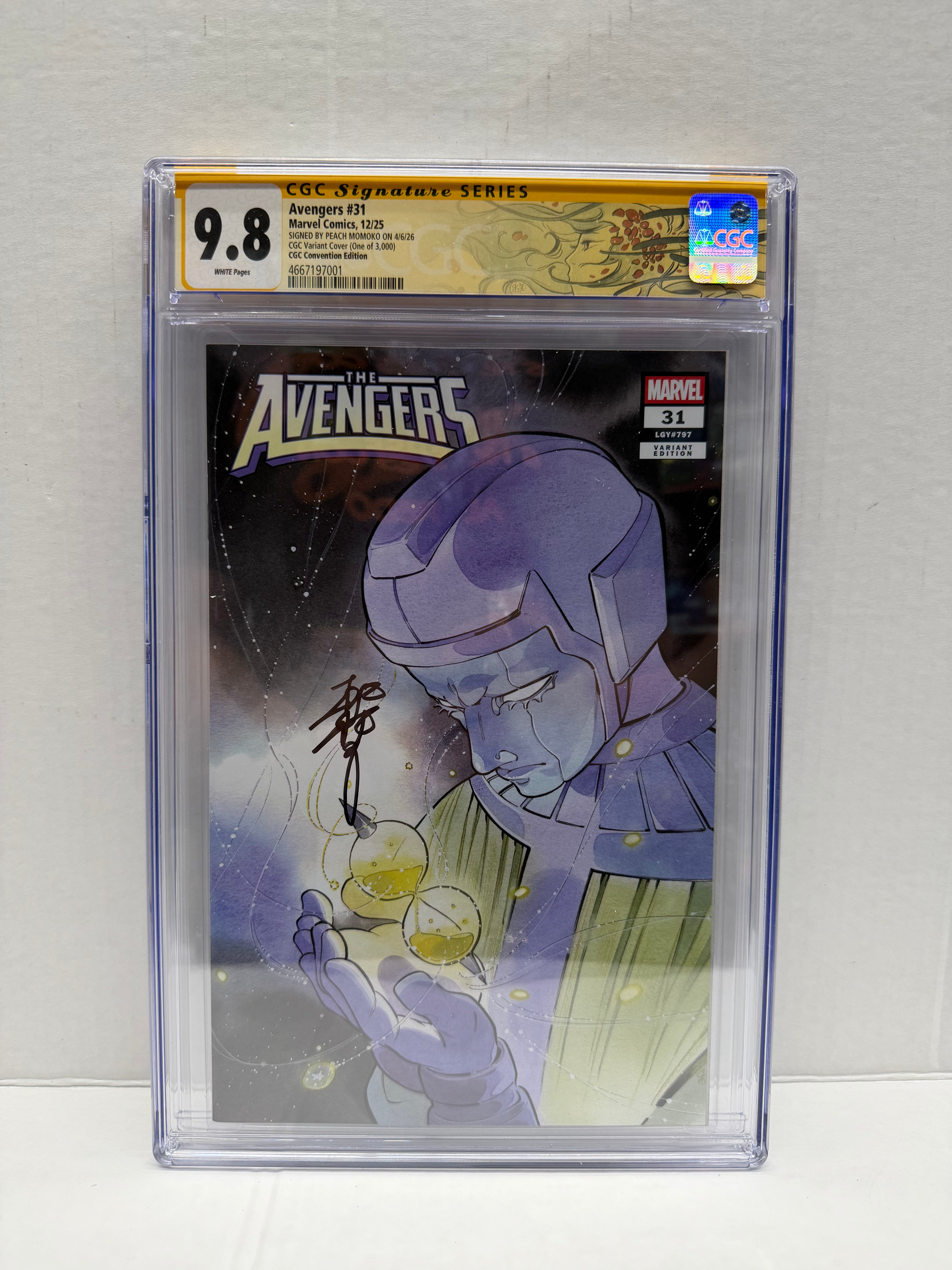 CGC Signature Series 9.8 Marvel Comic The Avengers 12/25 CGC Variant Cover