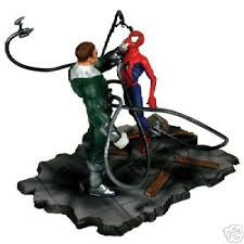 Ultimate Spider-Man Vs Doctor Octopus Statue