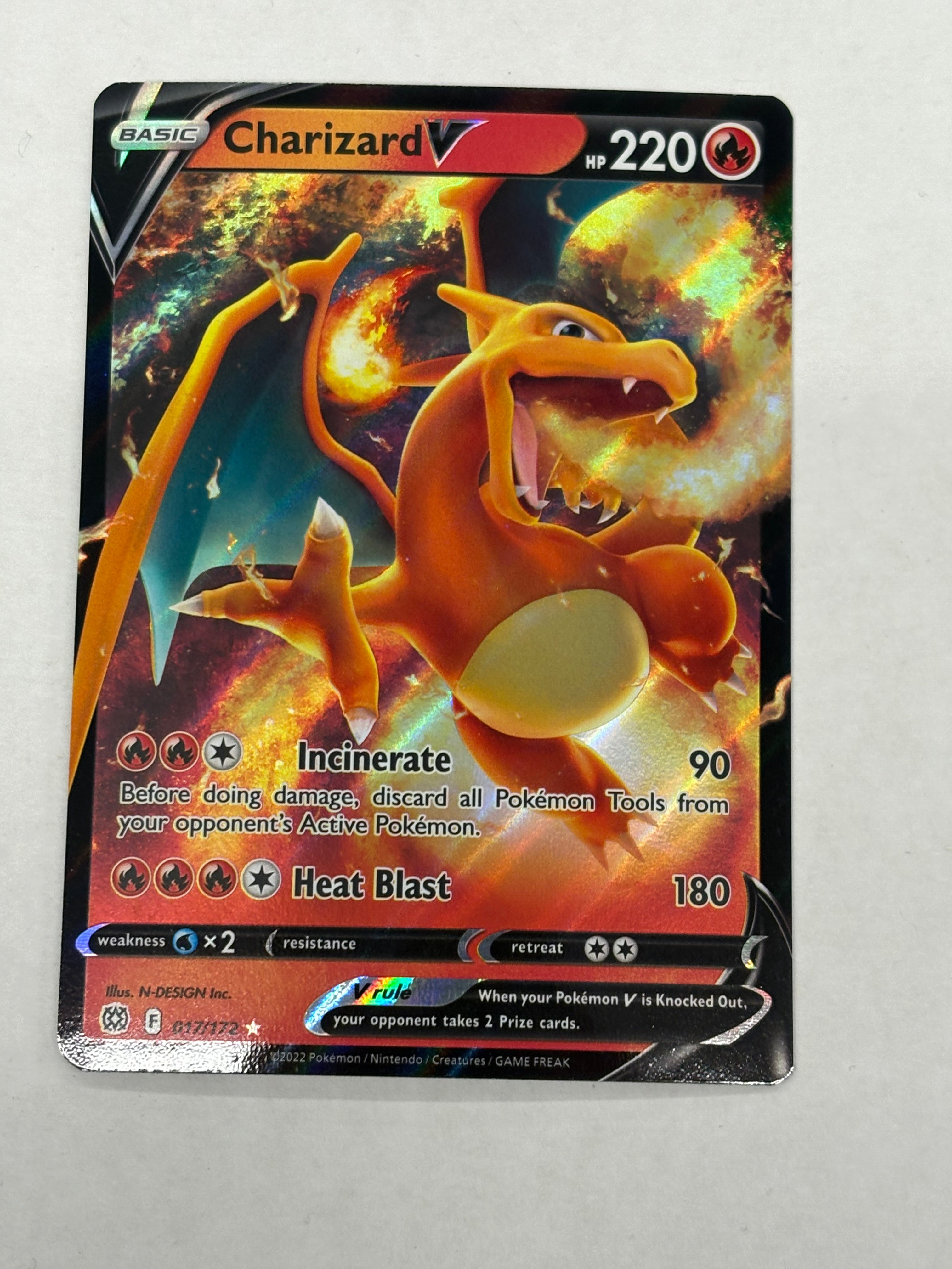 Pokémon TCG - Brilliant Stars Charizard V 017/172 NM