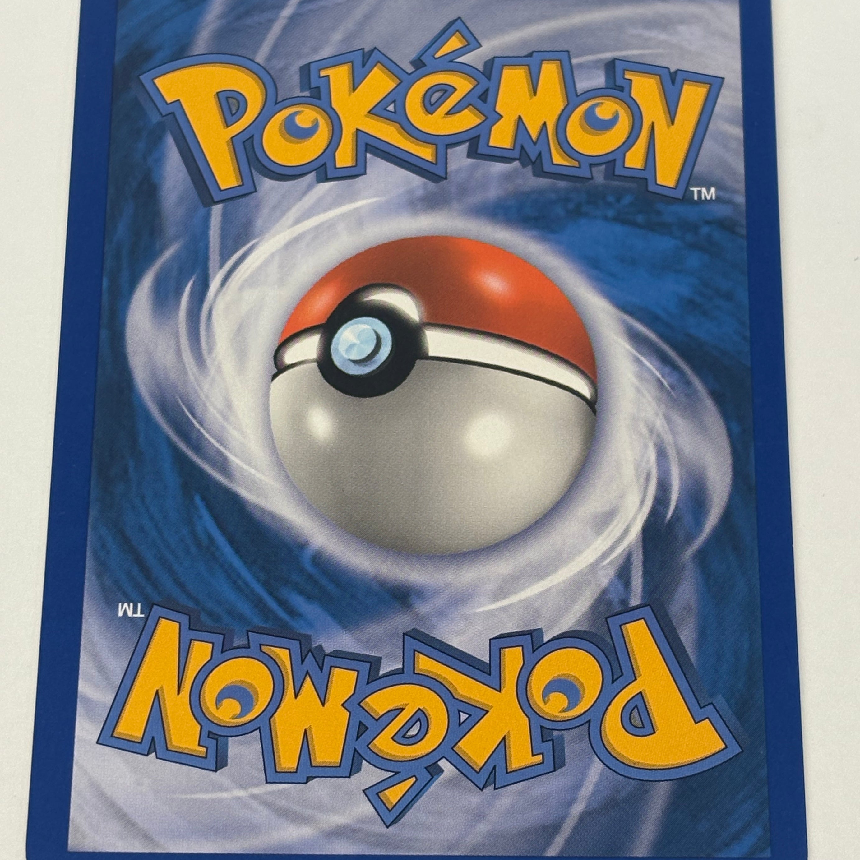 Pokémon TCG - Majestic Dawn Moltres 10/100 NM