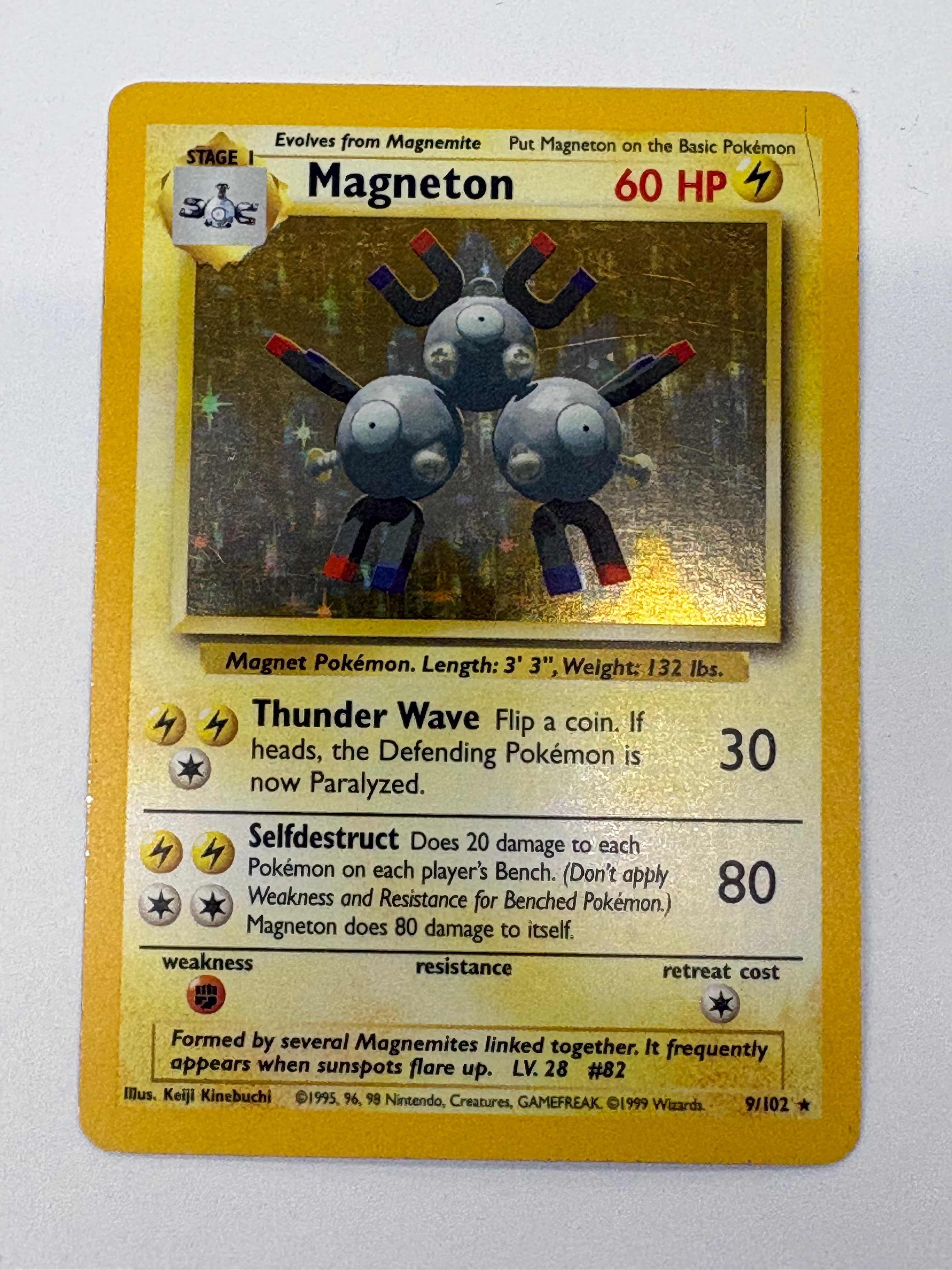 Pokémon TCG - Base Set Unlimited Magneton Holo 9/102 MP