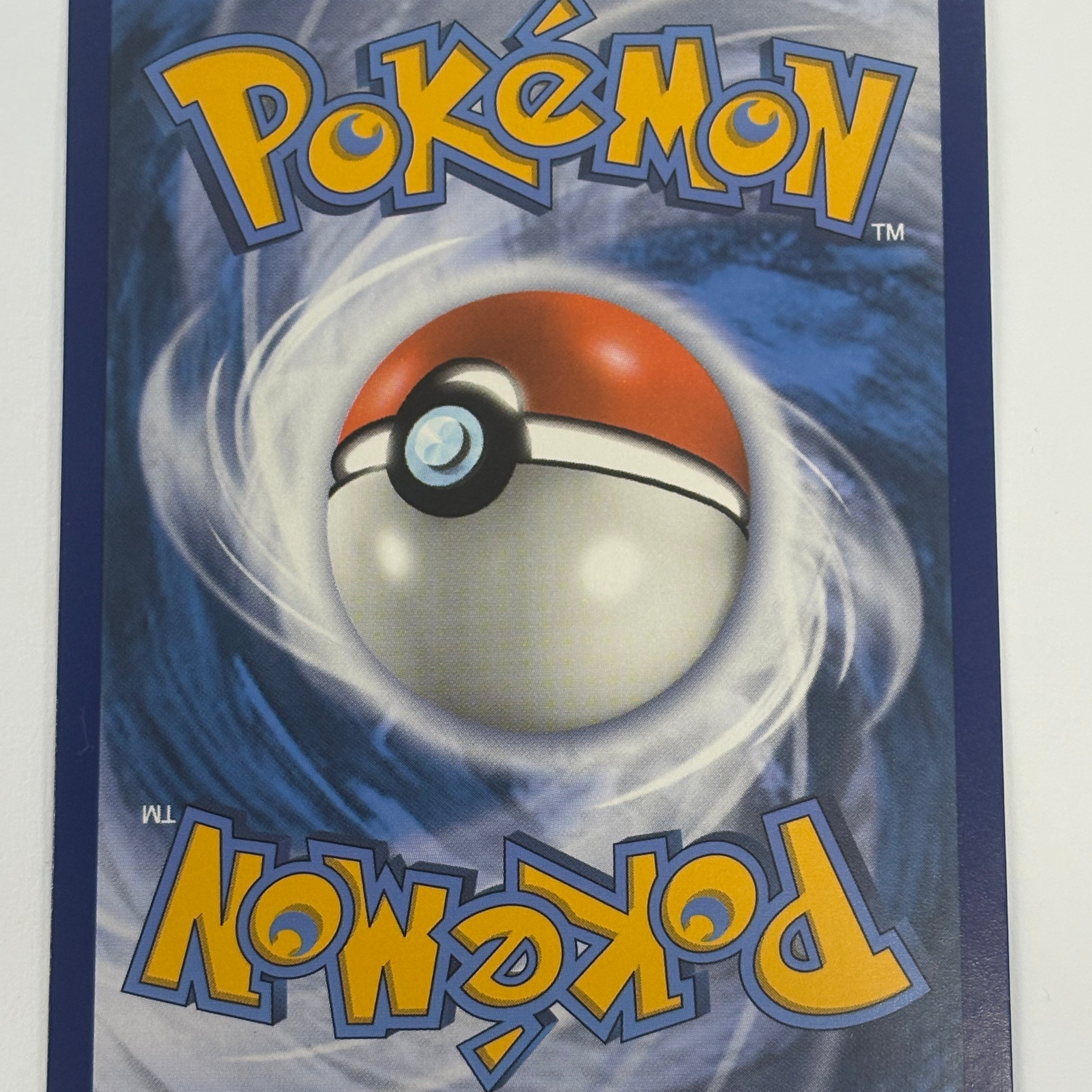 Pokémon TCG - Unbroken Bonds Reshiram & Charizard GX Tag Team 20/214 NM