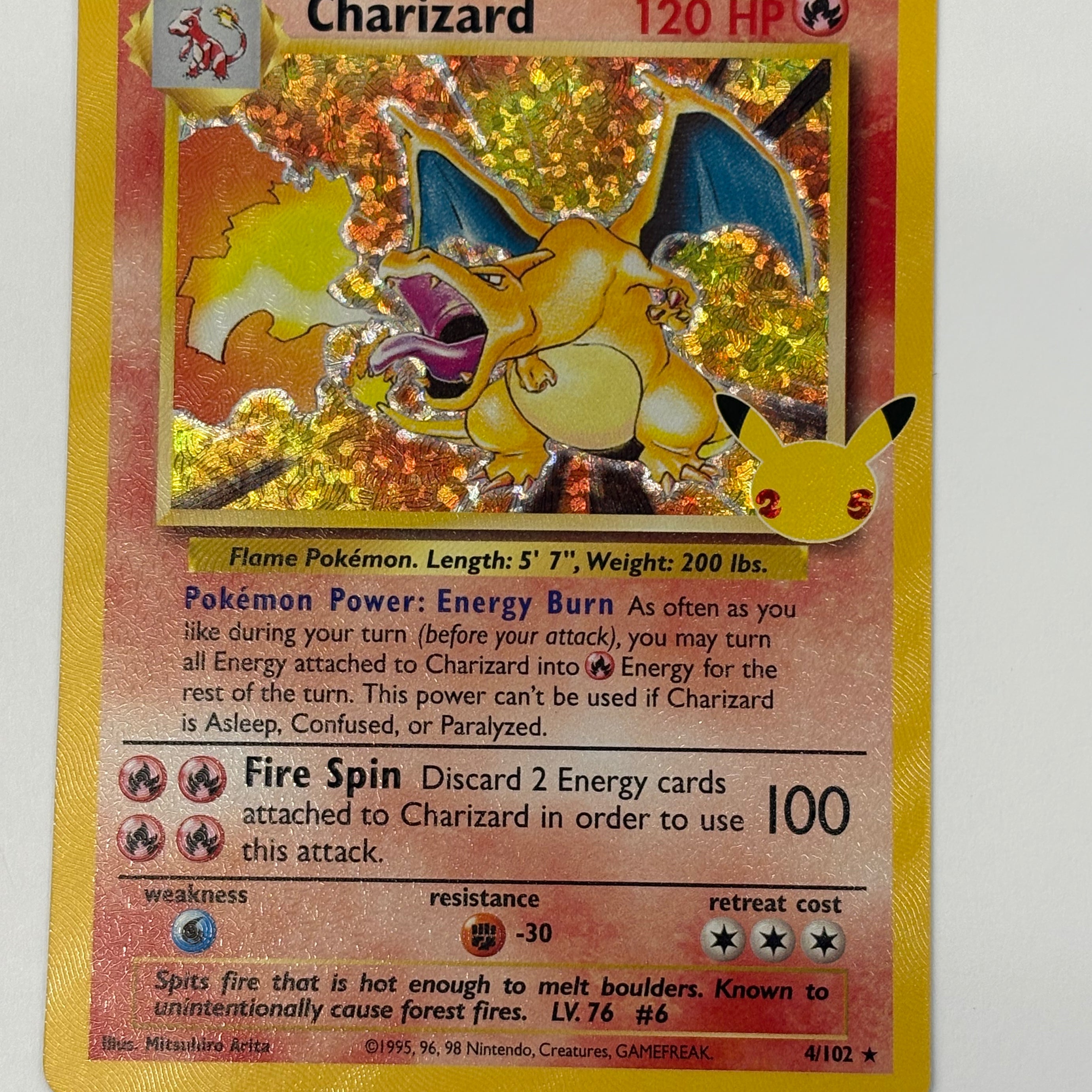 Pokémon TCG - Celebrations Charizard 4/102 NM