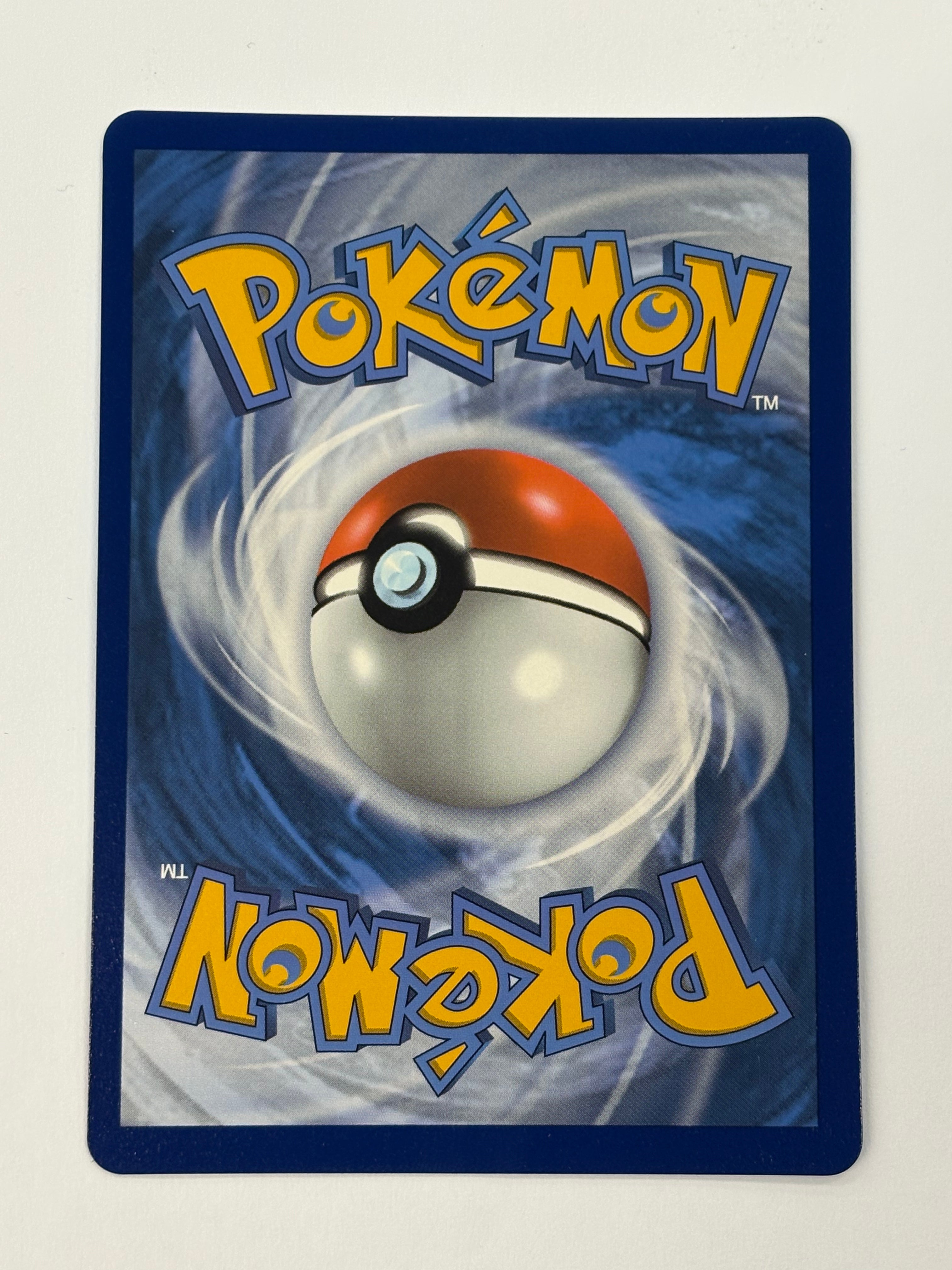 Pokémon TCG - Evolving Skies Gyarados VMAX 207/203 NM