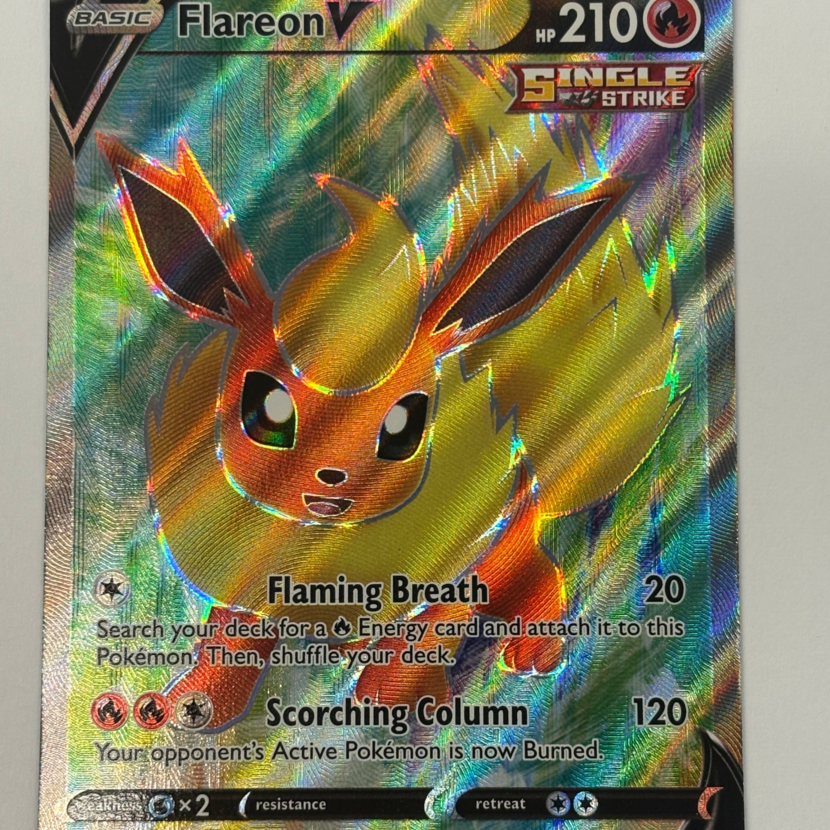 Pokémon TCG - Evolving Skies Flareon V 169/203 NM (Copy)