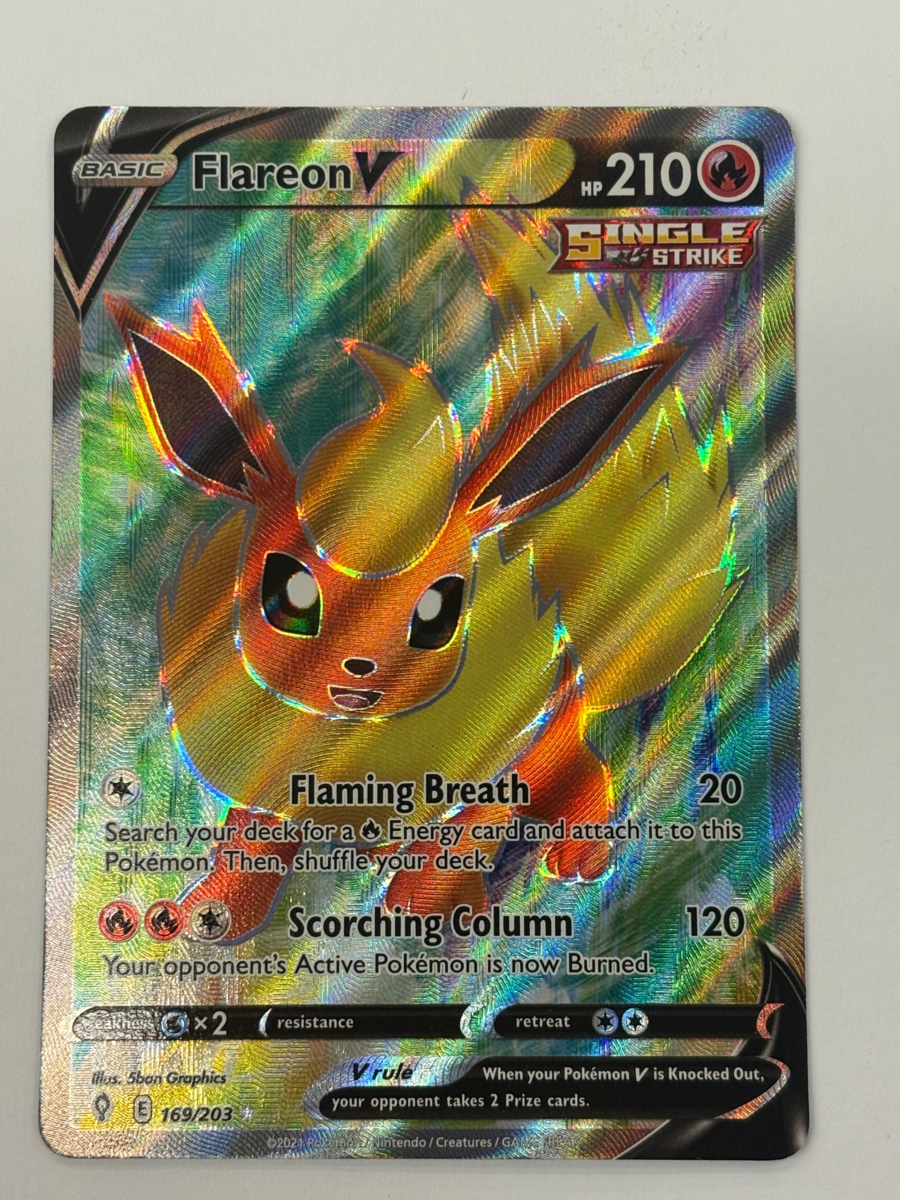 Pokémon TCG - Evolving Skies Flareon V 169/203 NM (Copy)