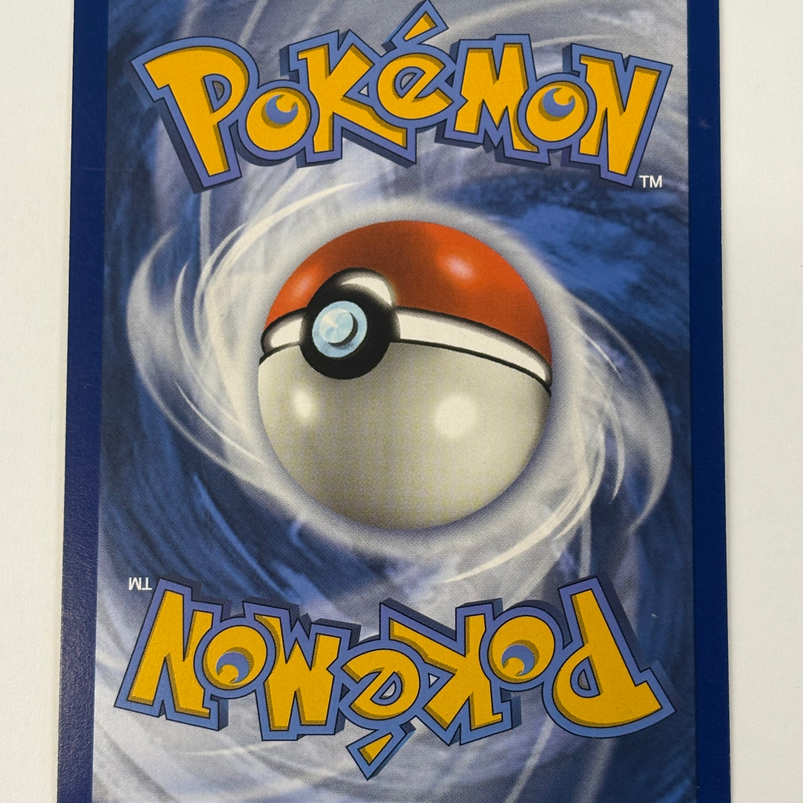 Pokémon TCG - Lost Origin Pikachu (Reverse Holo) 052/196 NM
