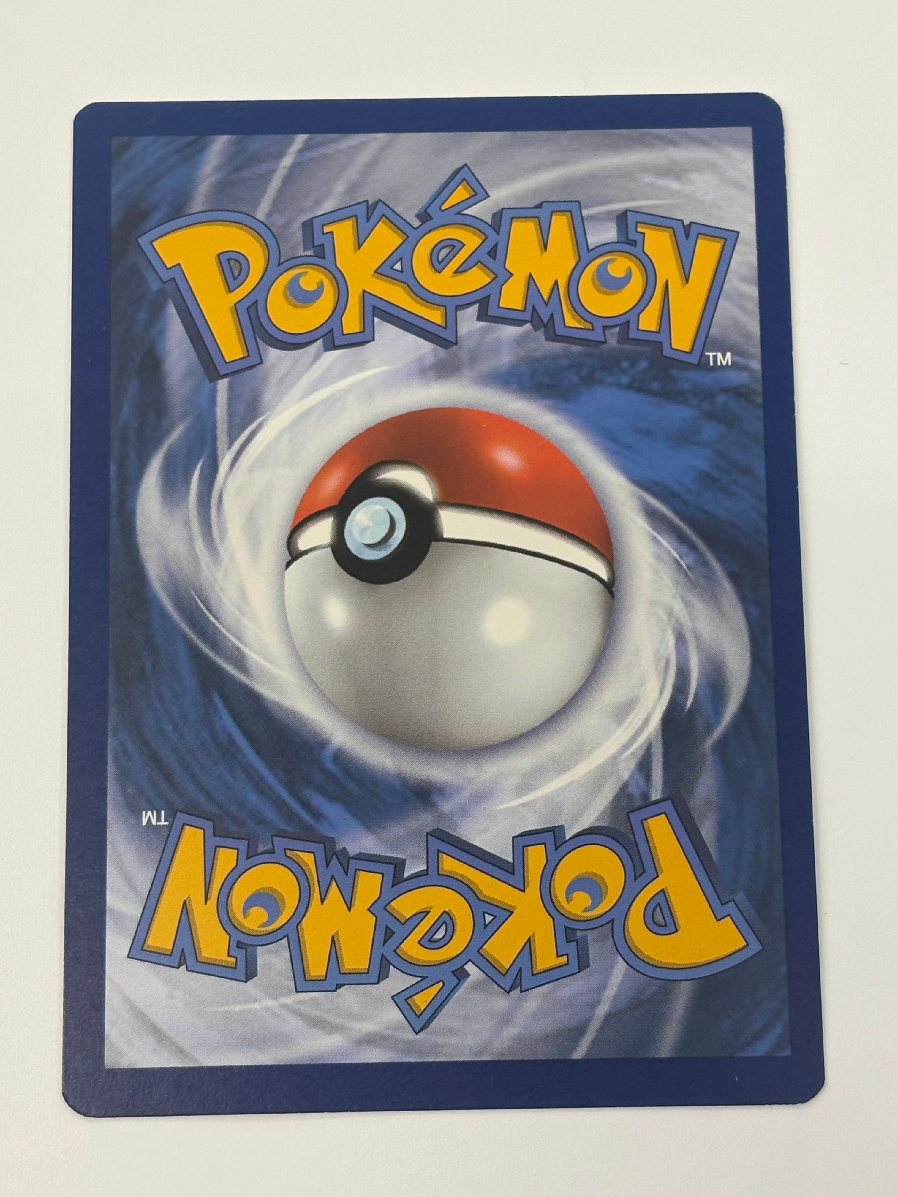 Pokémon TCG - Celebrations Pikachu 05/102 NM