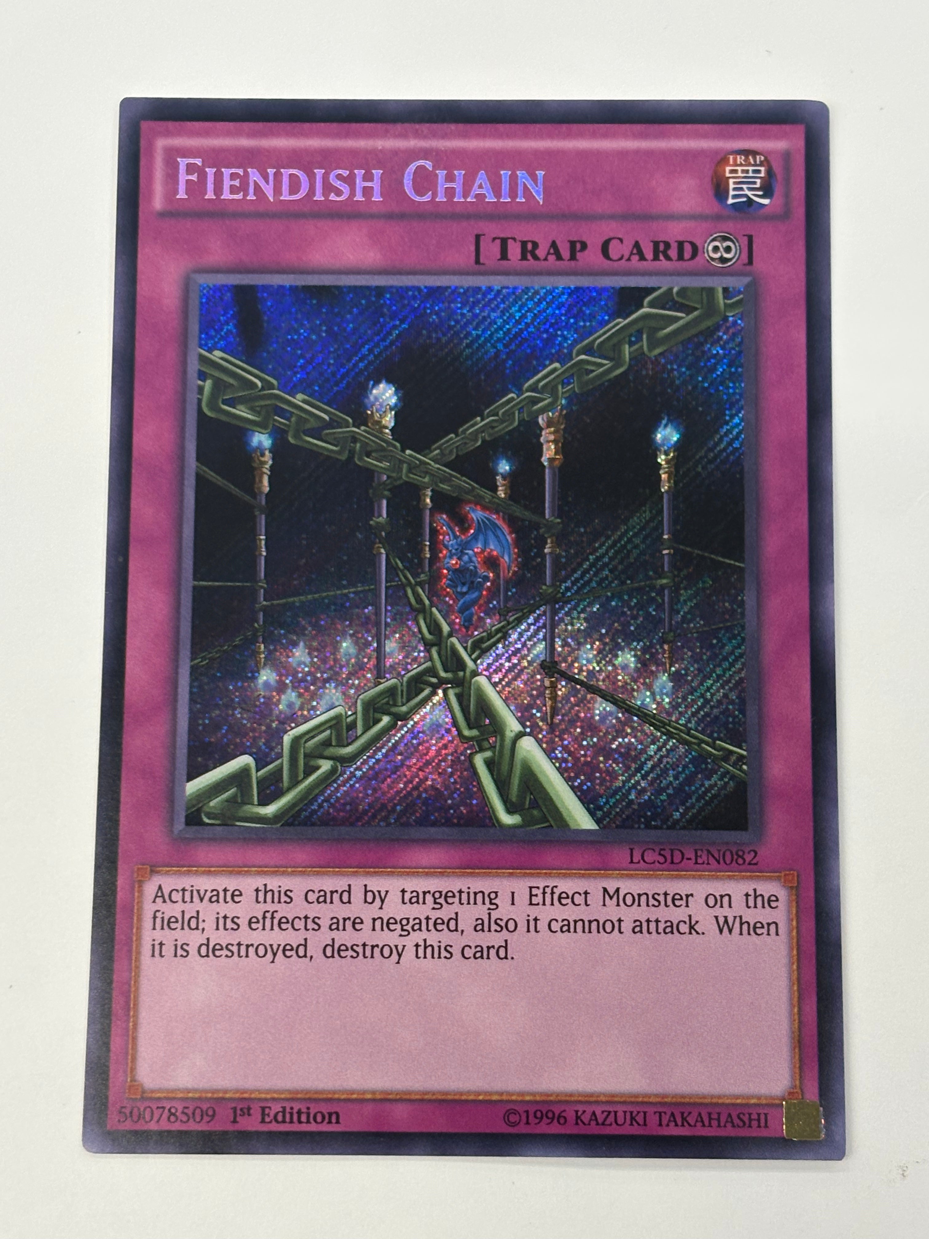 Yu-Gi-Oh! TCG - Legendary Collection 5D's Fiendish Chain LC5D-EN082 Secret Rare NM