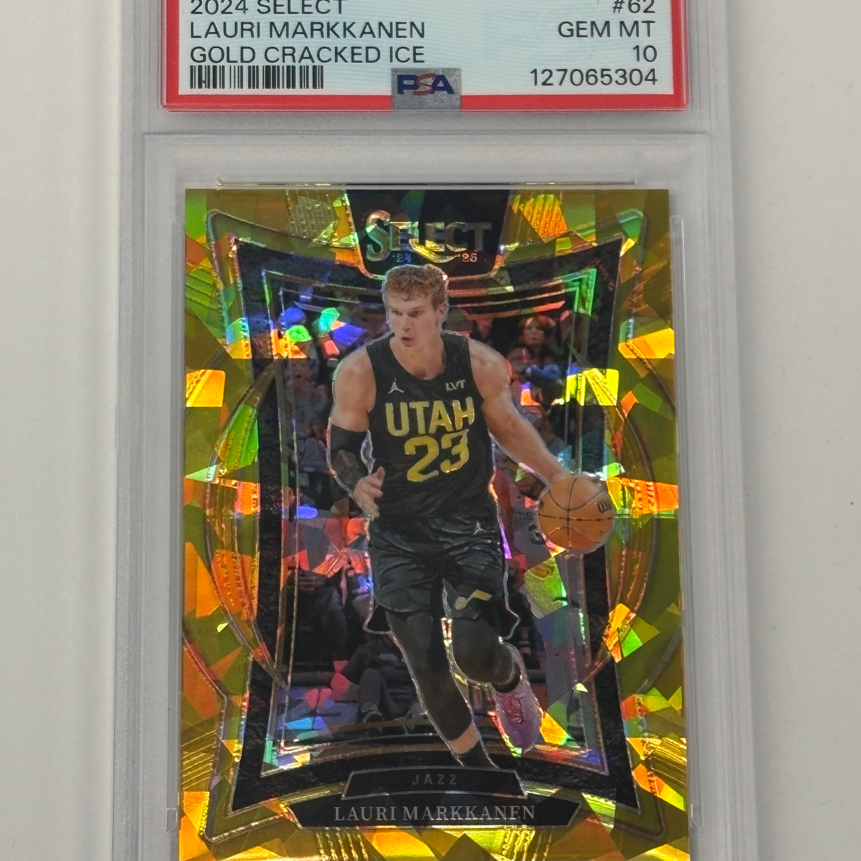 2024 Panini Select NBA PSA GEM MINT 10 Lauri Markkanen #62 Gold Cracked Ice
