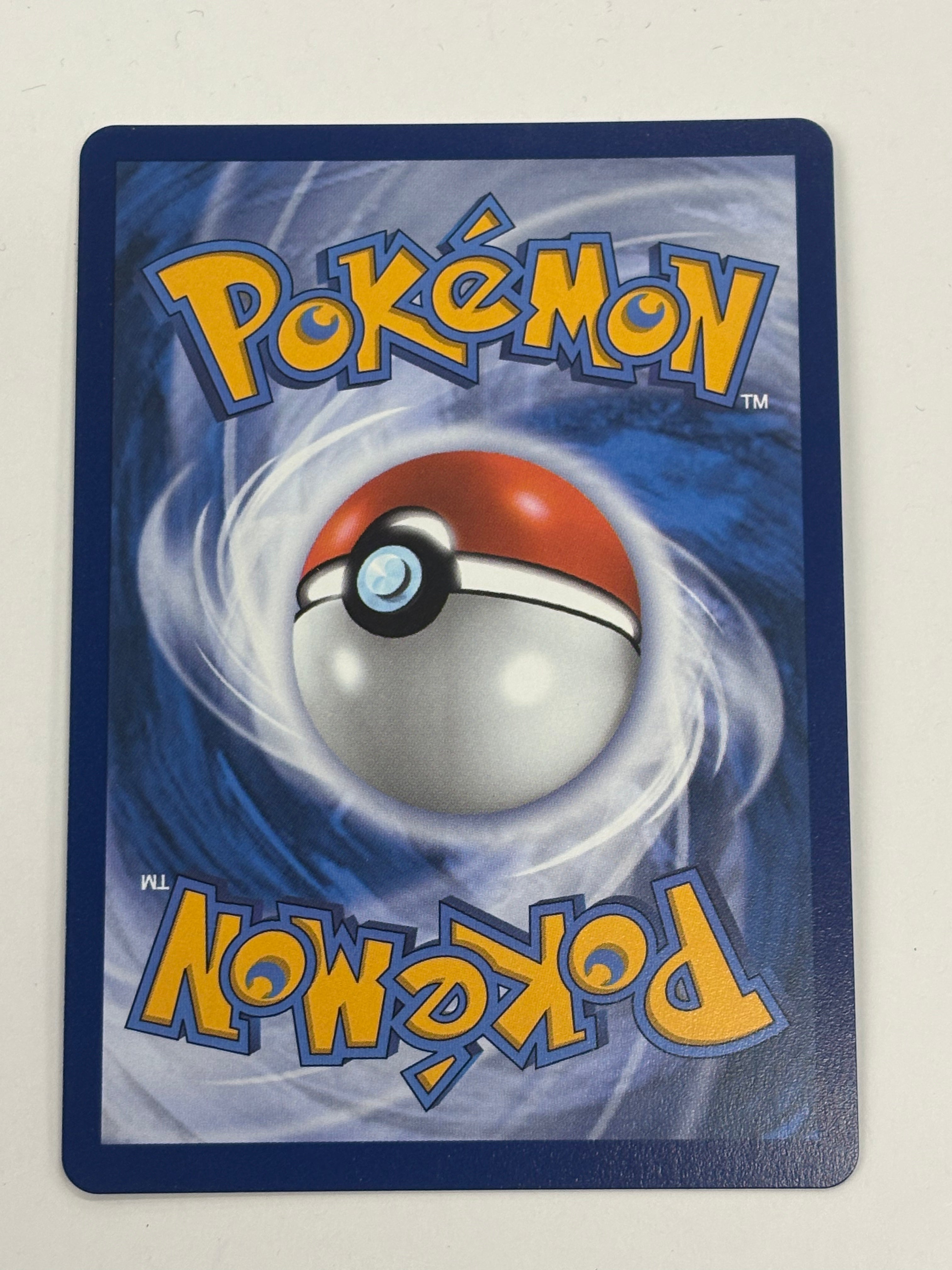 Pokémon TCG - 30th Celebration Chandelure 137/128 NM