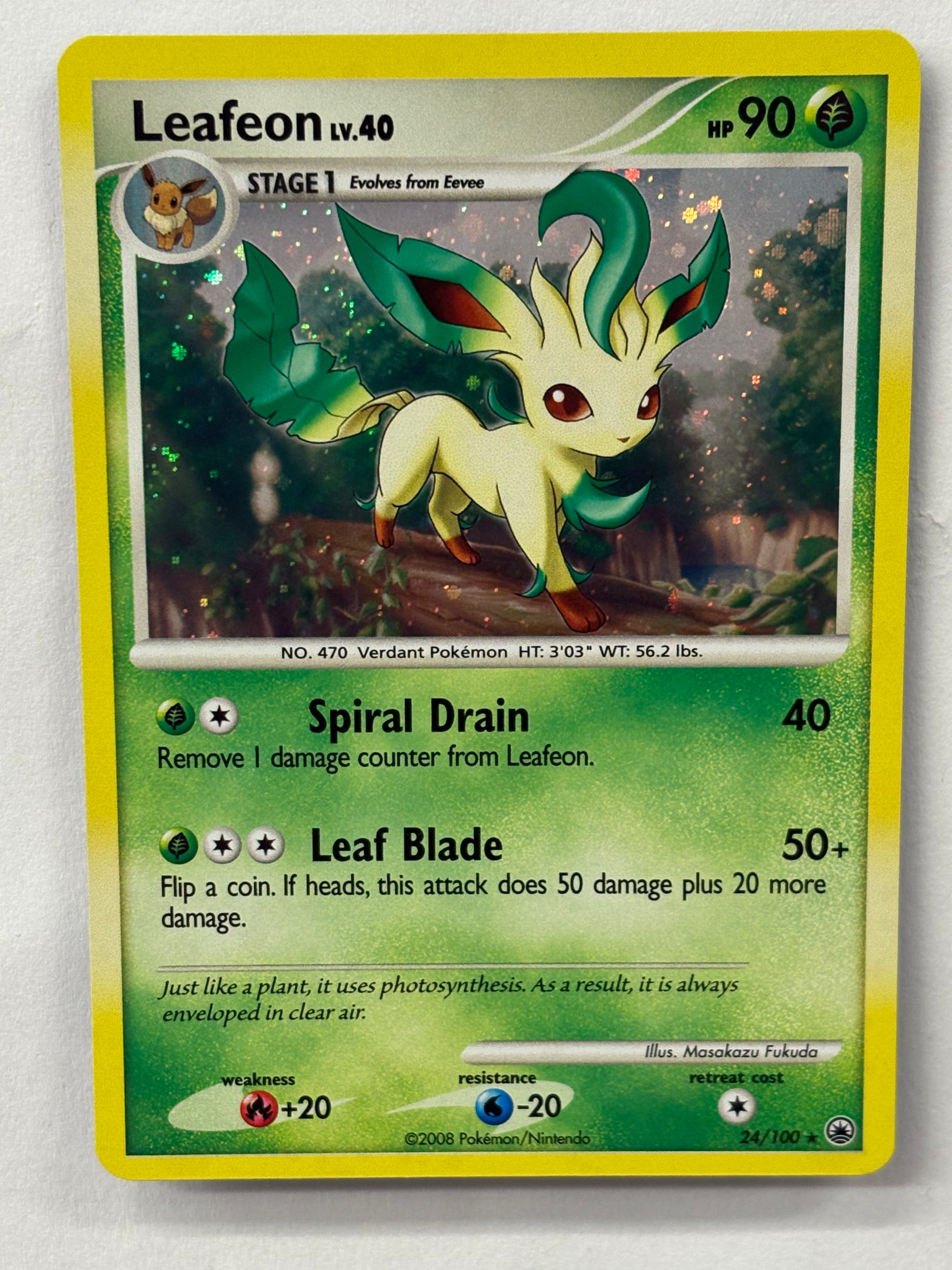 Pokémon TCG - Majestic Dawn Leafeon Holofoil 24/100 NM