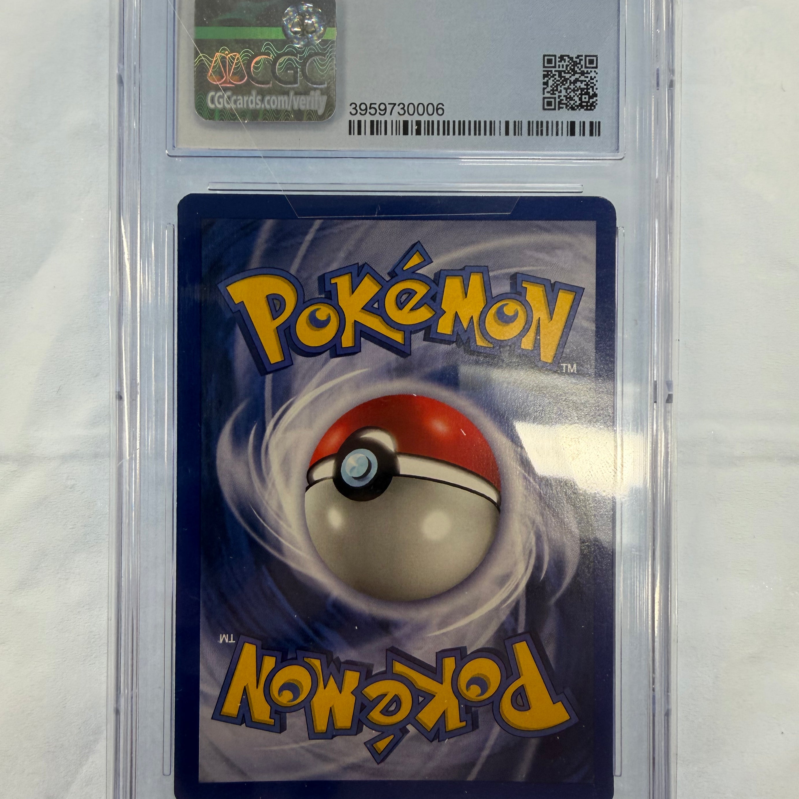 Pokémon TCG - CGC NM/Mint+ 8.5 Base Set Shadowless Mewtwo 10/102