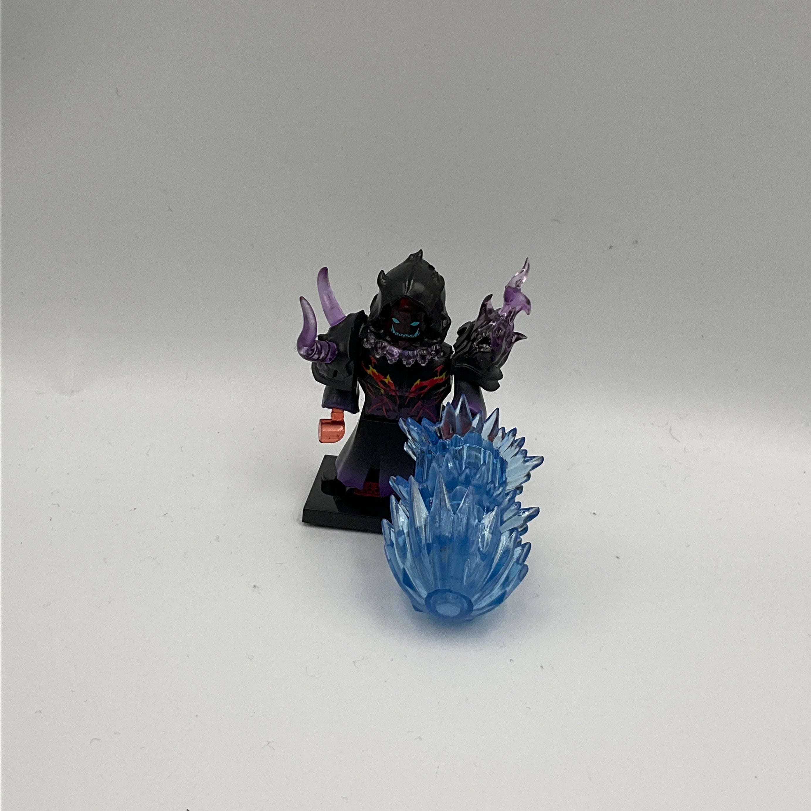 Solo Leveling Tusk #1 Mini Block Figure