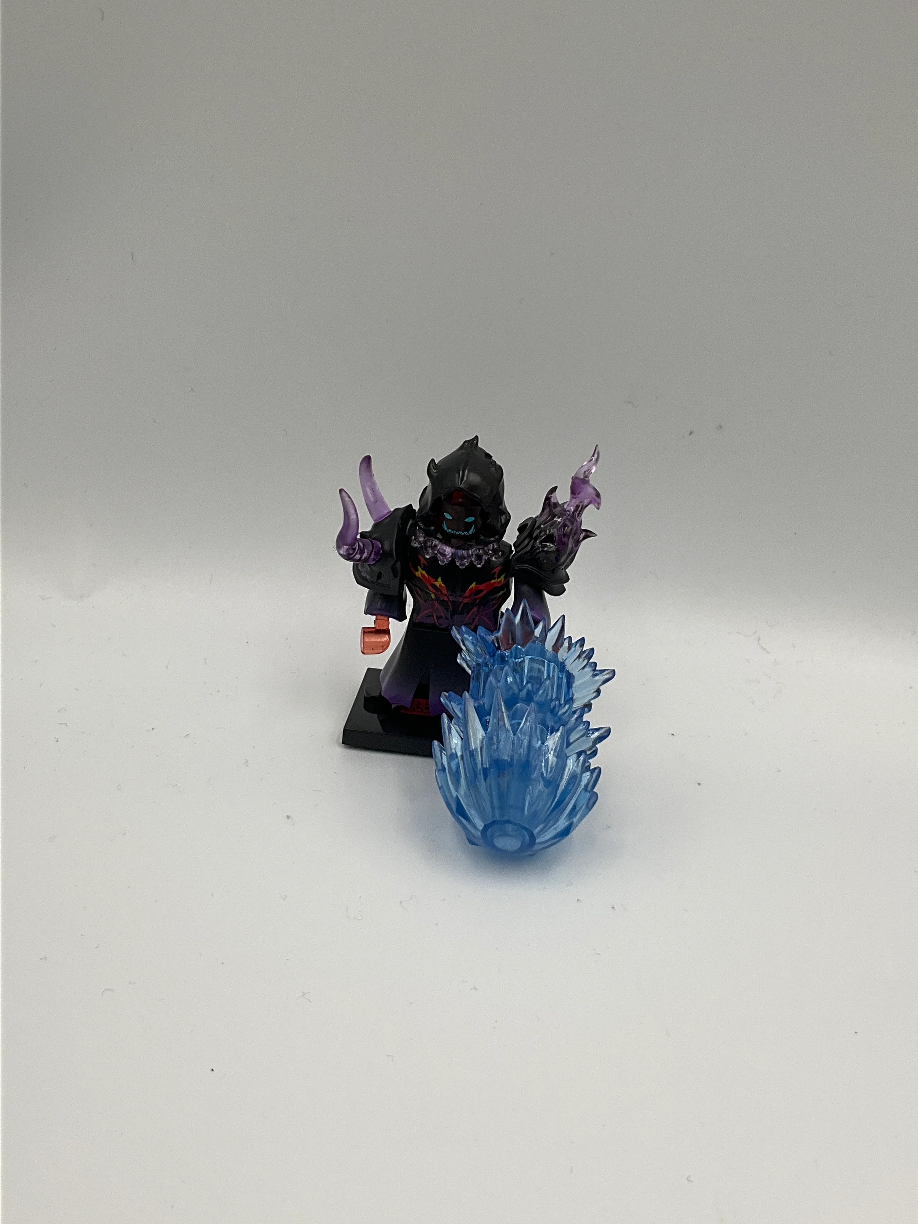 Solo Leveling Tusk #1 Mini Block Figure