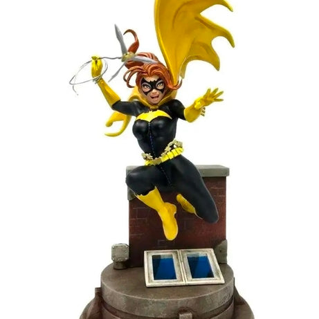 Chronicle Collectibles DC Comics Batgirl by Jim Lee 1/9 Scale PVC Statue Gamestop Exclusive