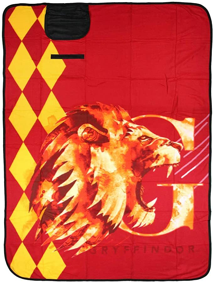 Harry Potter Wizarding World Gryffindor Picnic/ Travel Mat